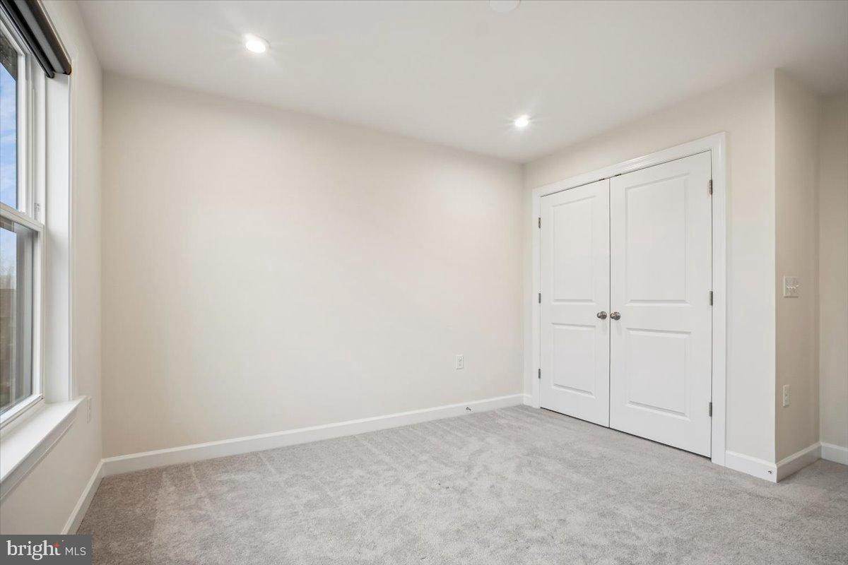 THE TOWNS AT PENDER OAKS - Residential