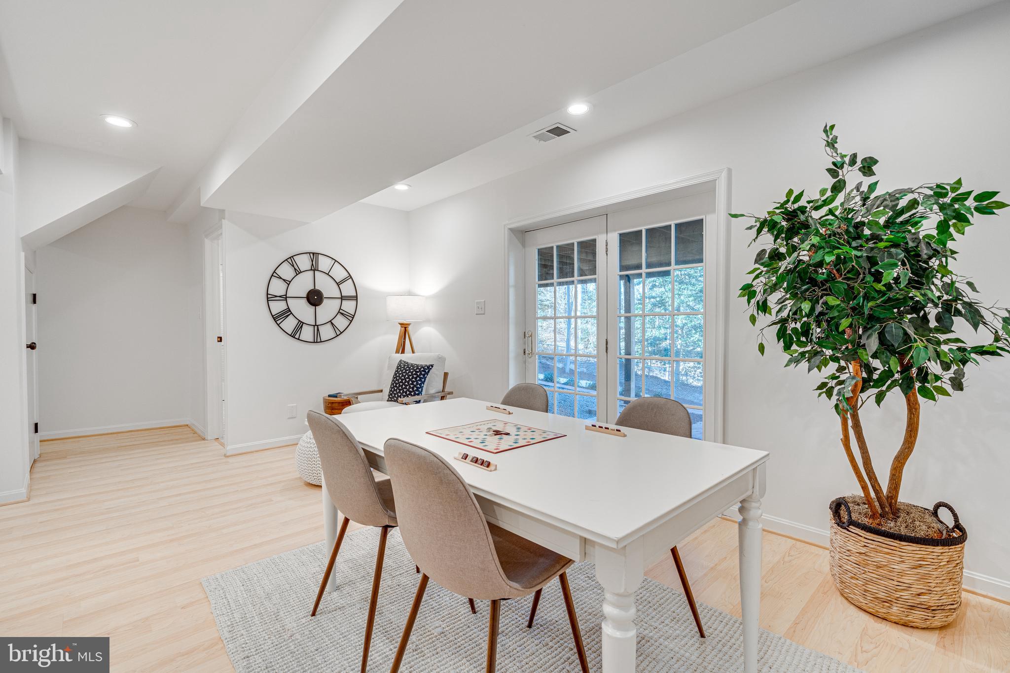 KINGS PARK WEST - Residential