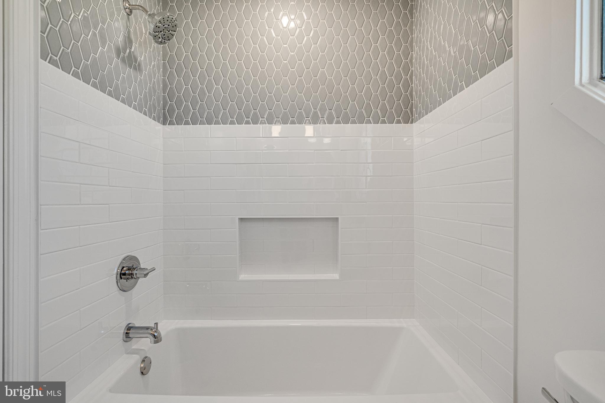 KINGS PARK WEST - Residential