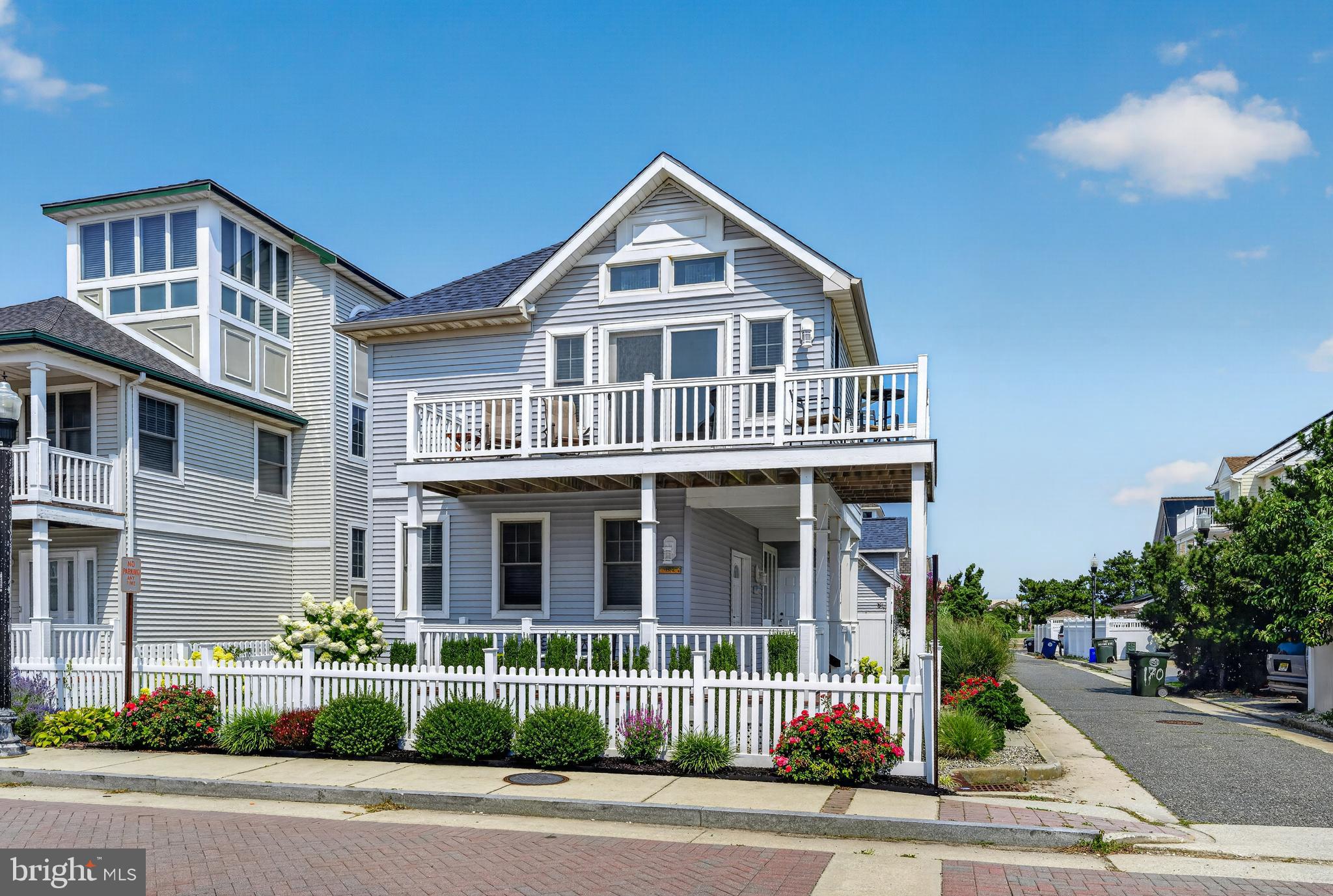 105 SUNRISE AVENUE