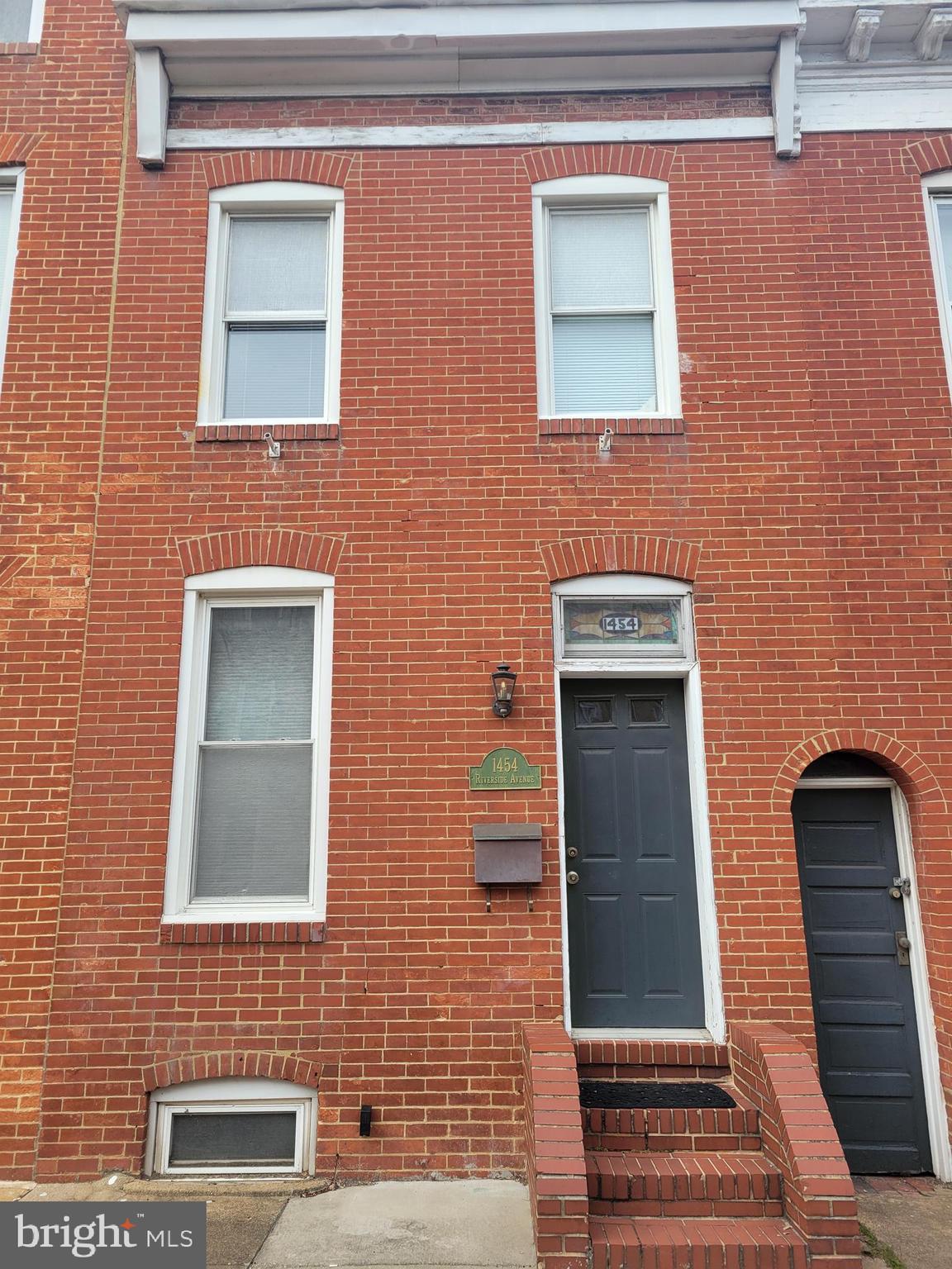 RIVERSIDE PARK - Residential