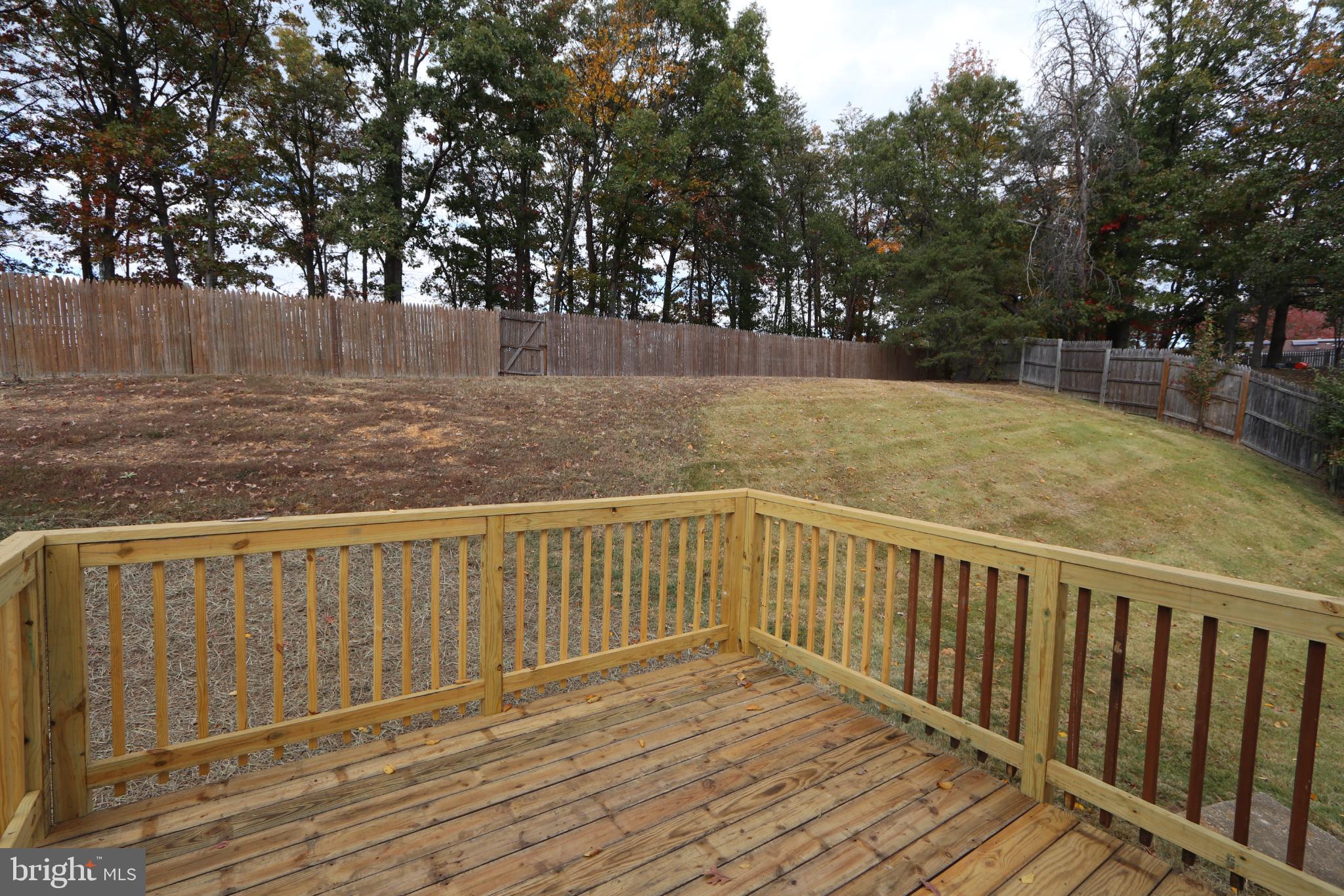 LYNNALAN ACRES - Residential