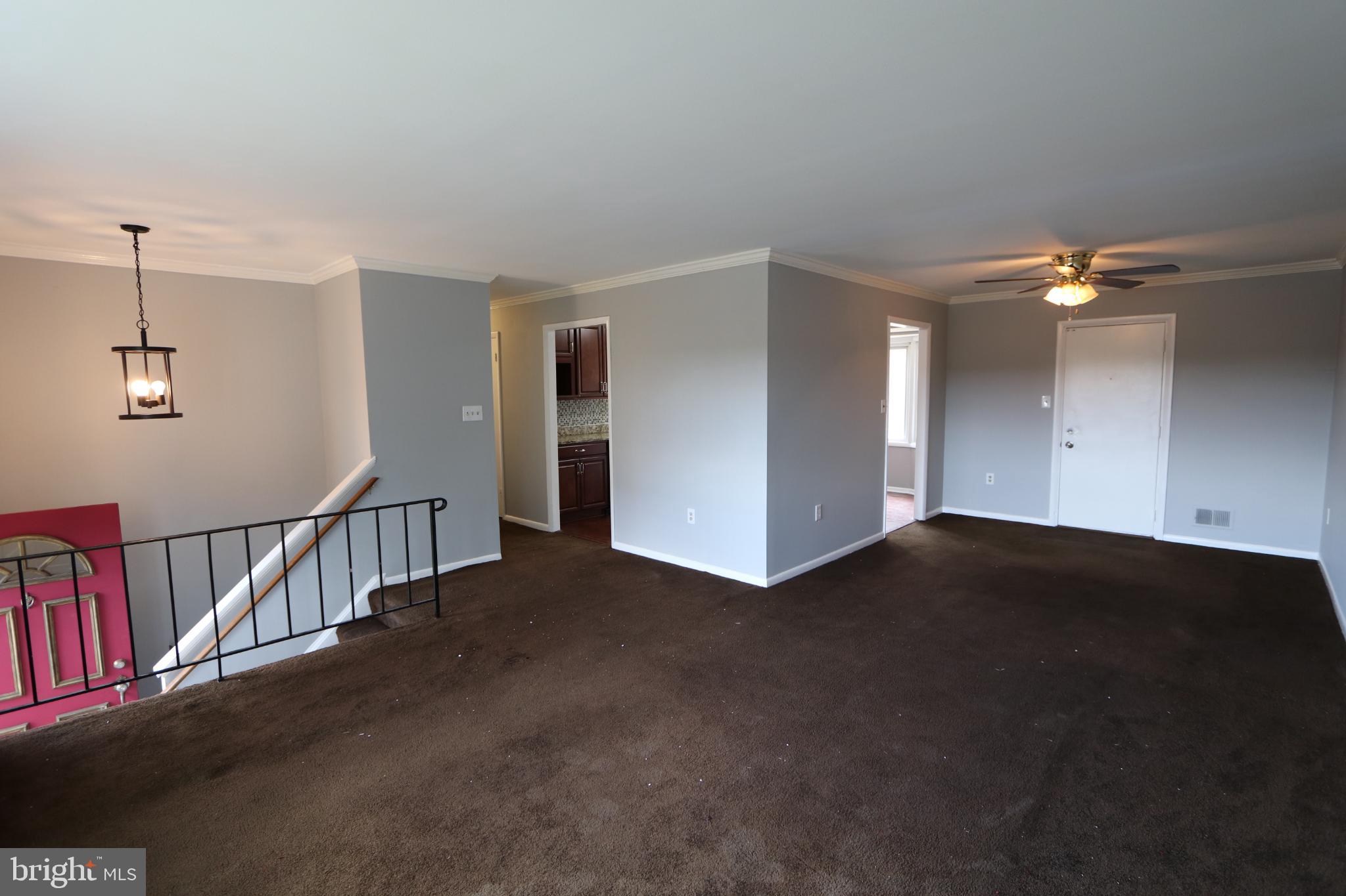 LYNNALAN ACRES - Residential