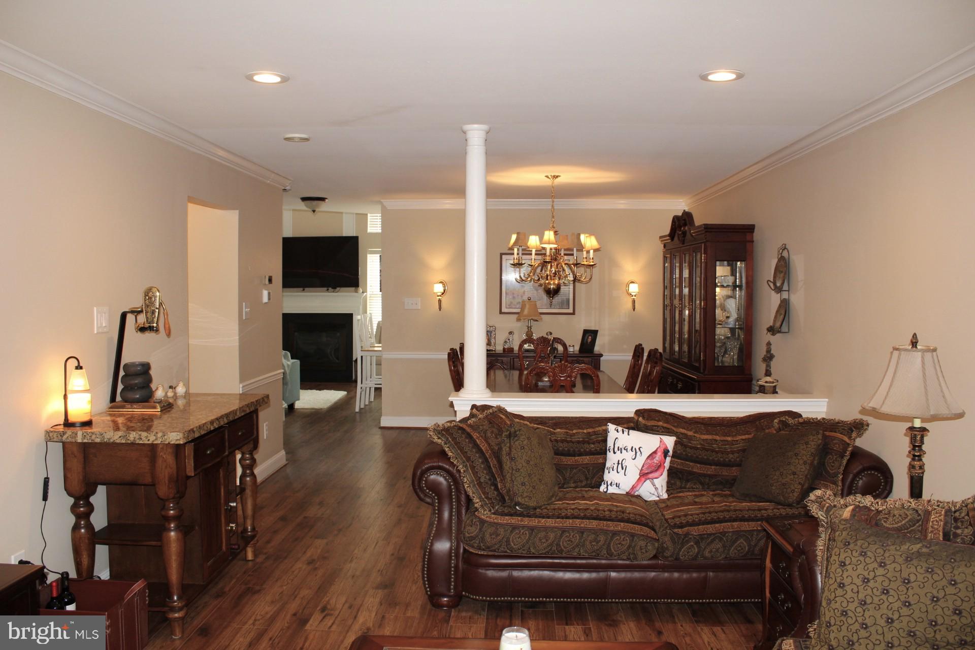 WINNERS CIRCLE - Residential