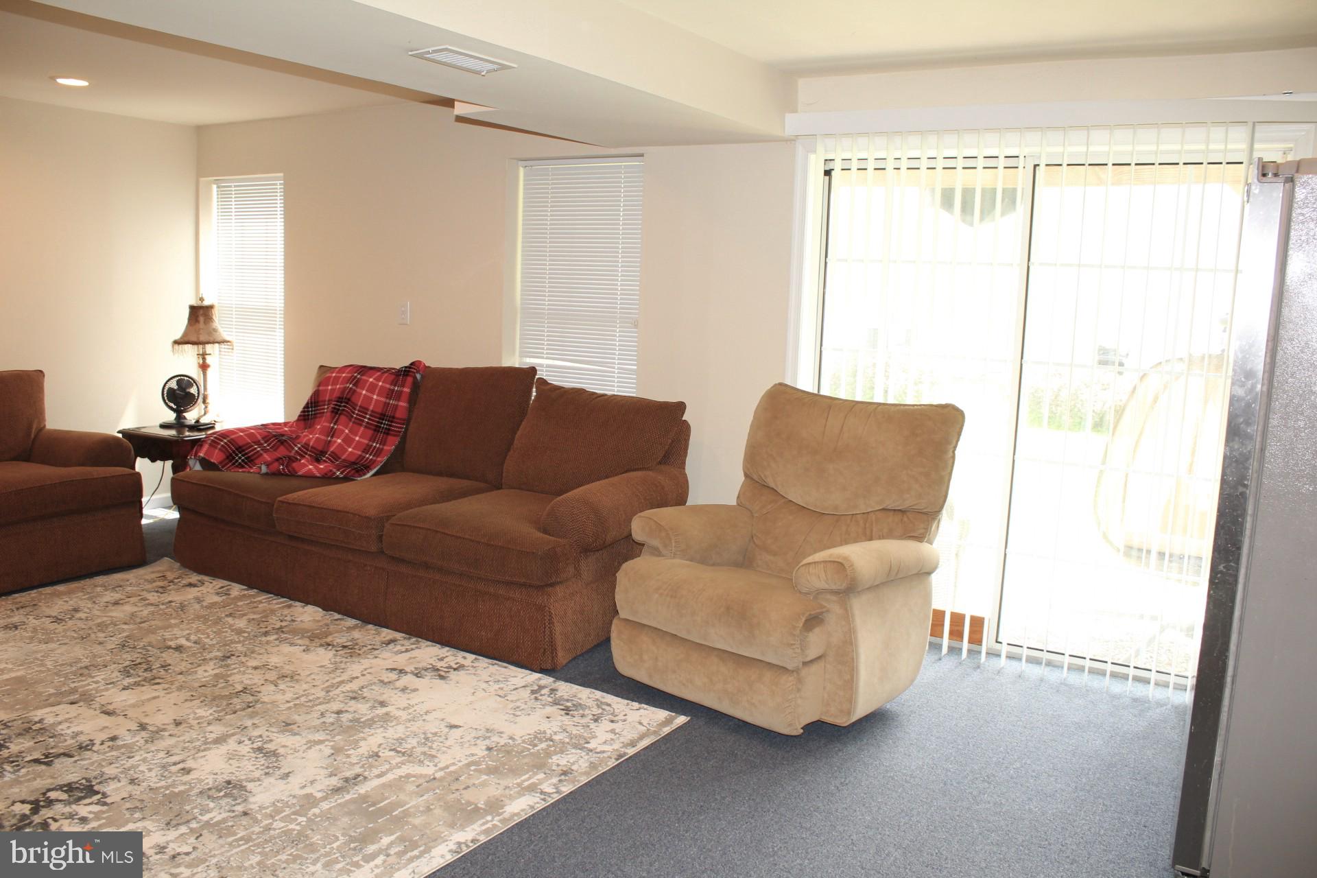 WINNERS CIRCLE - Residential
