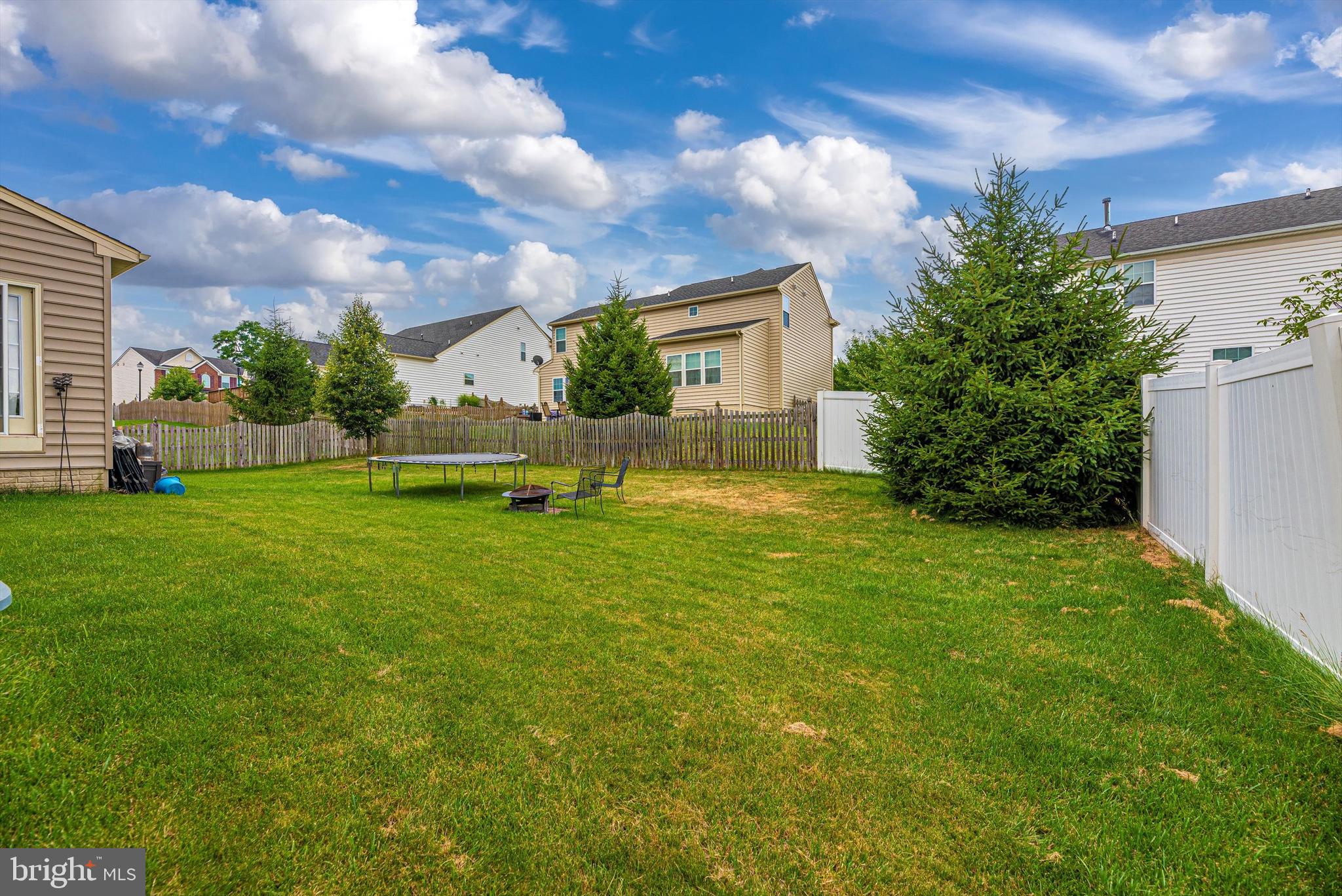 CANNON BLUFF - Residential