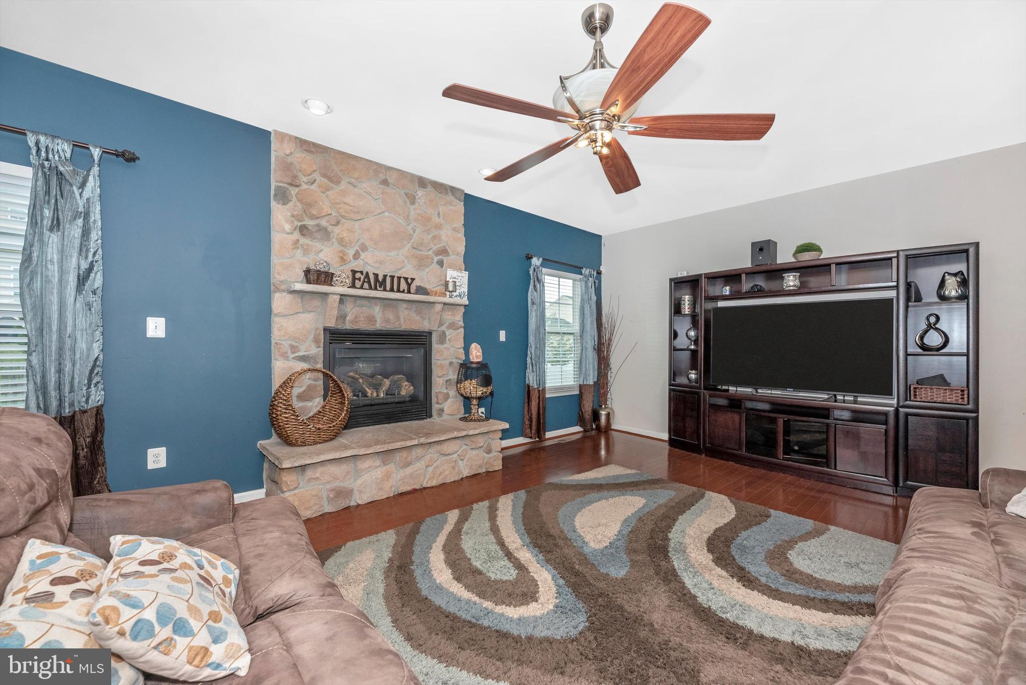 CANNON BLUFF - Residential