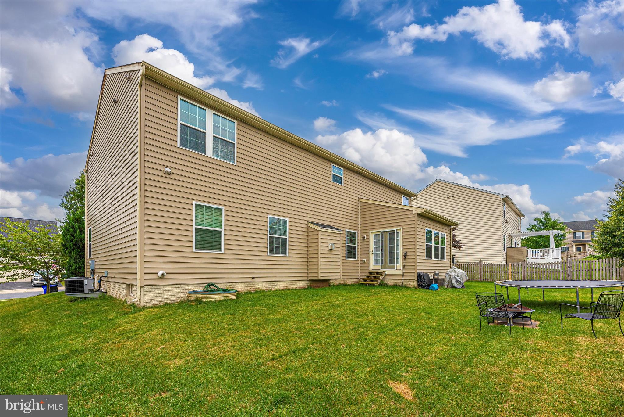 CANNON BLUFF - Residential