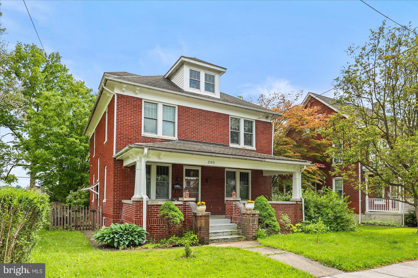 205 HANOVER STREET