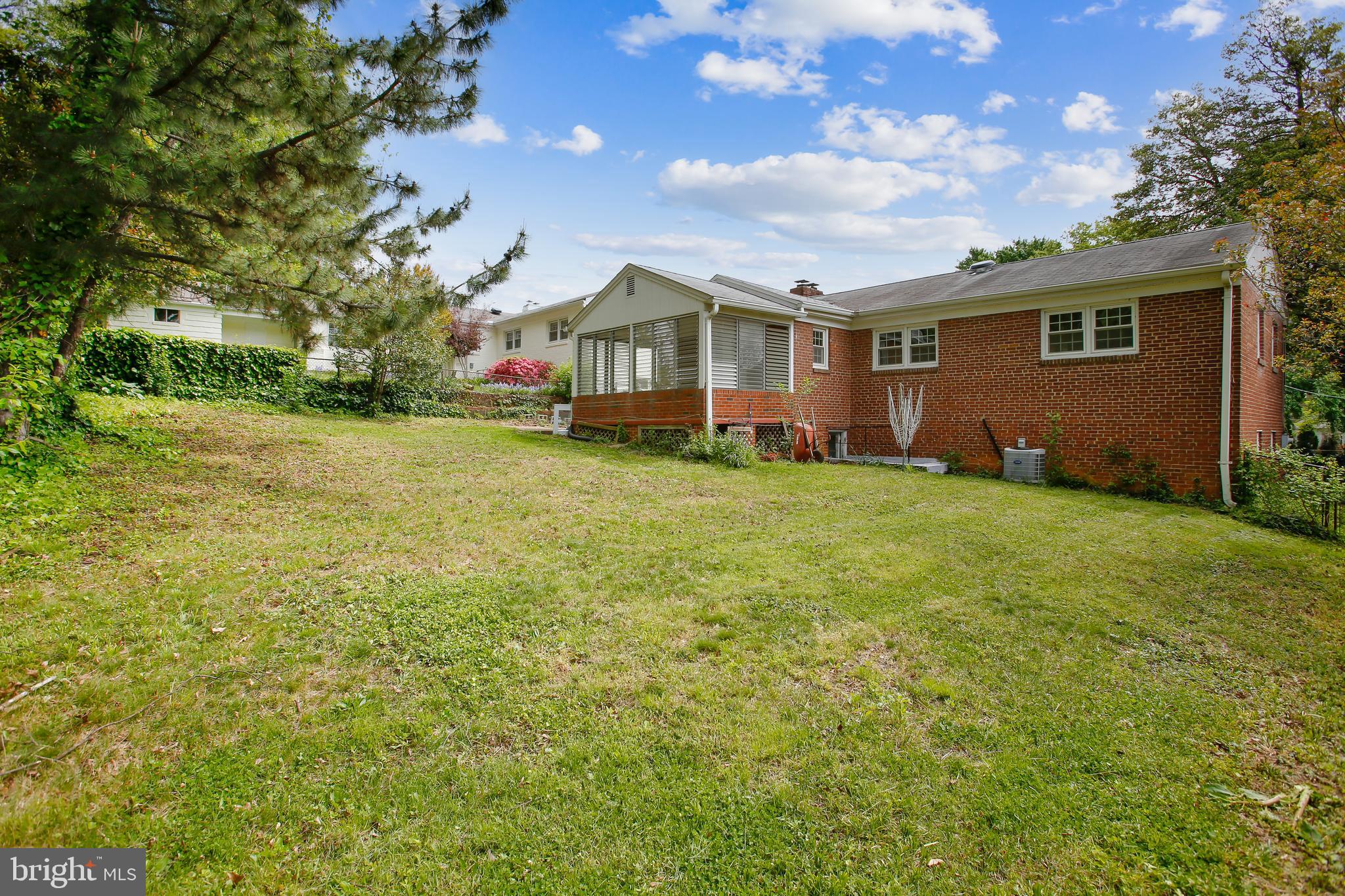 WILLET HEIGHTS - Residential