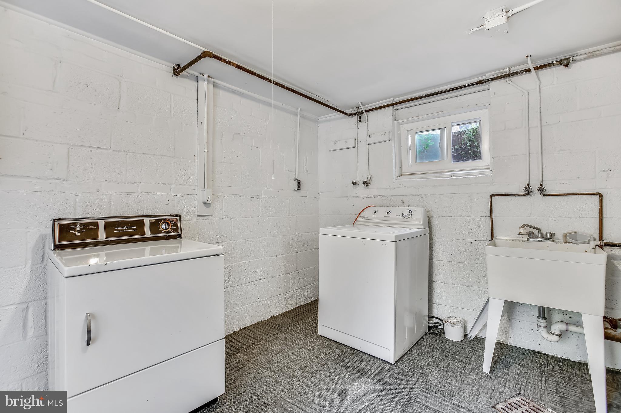 WILLET HEIGHTS - Residential