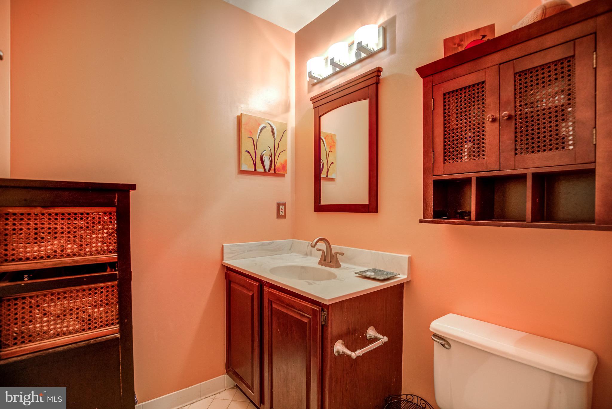 HAMPTON CHASE - Residential