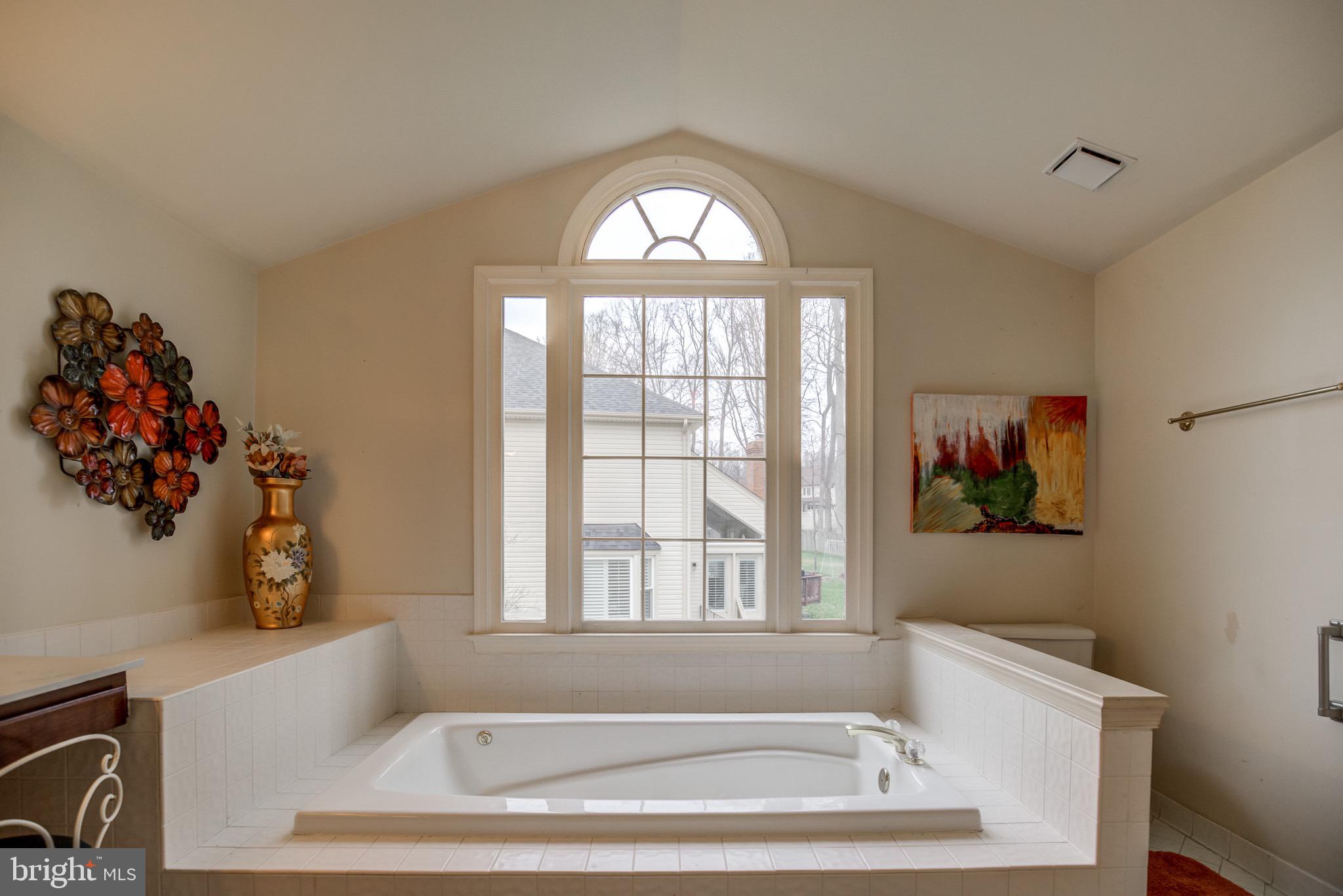 HAMPTON CHASE - Residential