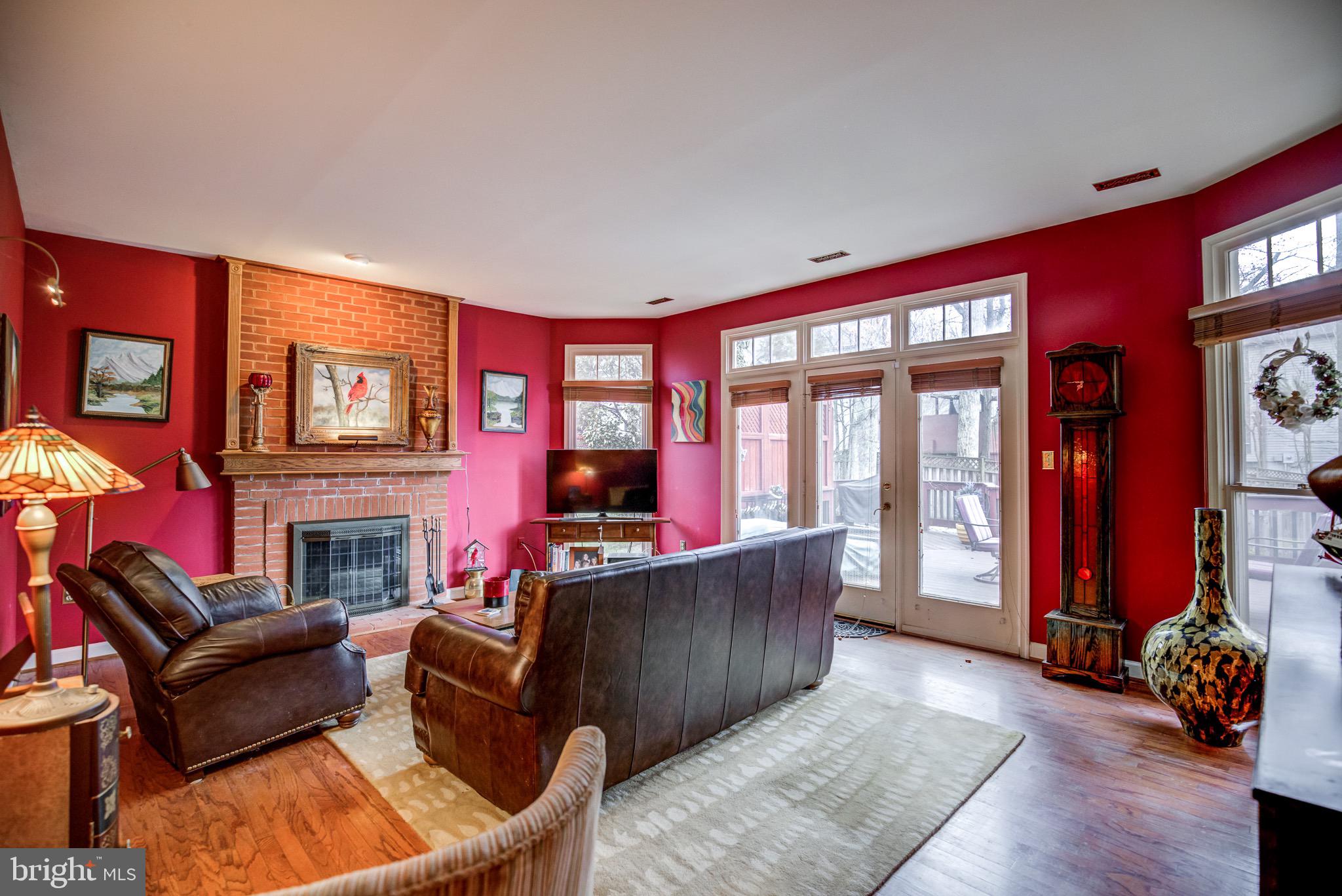 HAMPTON CHASE - Residential