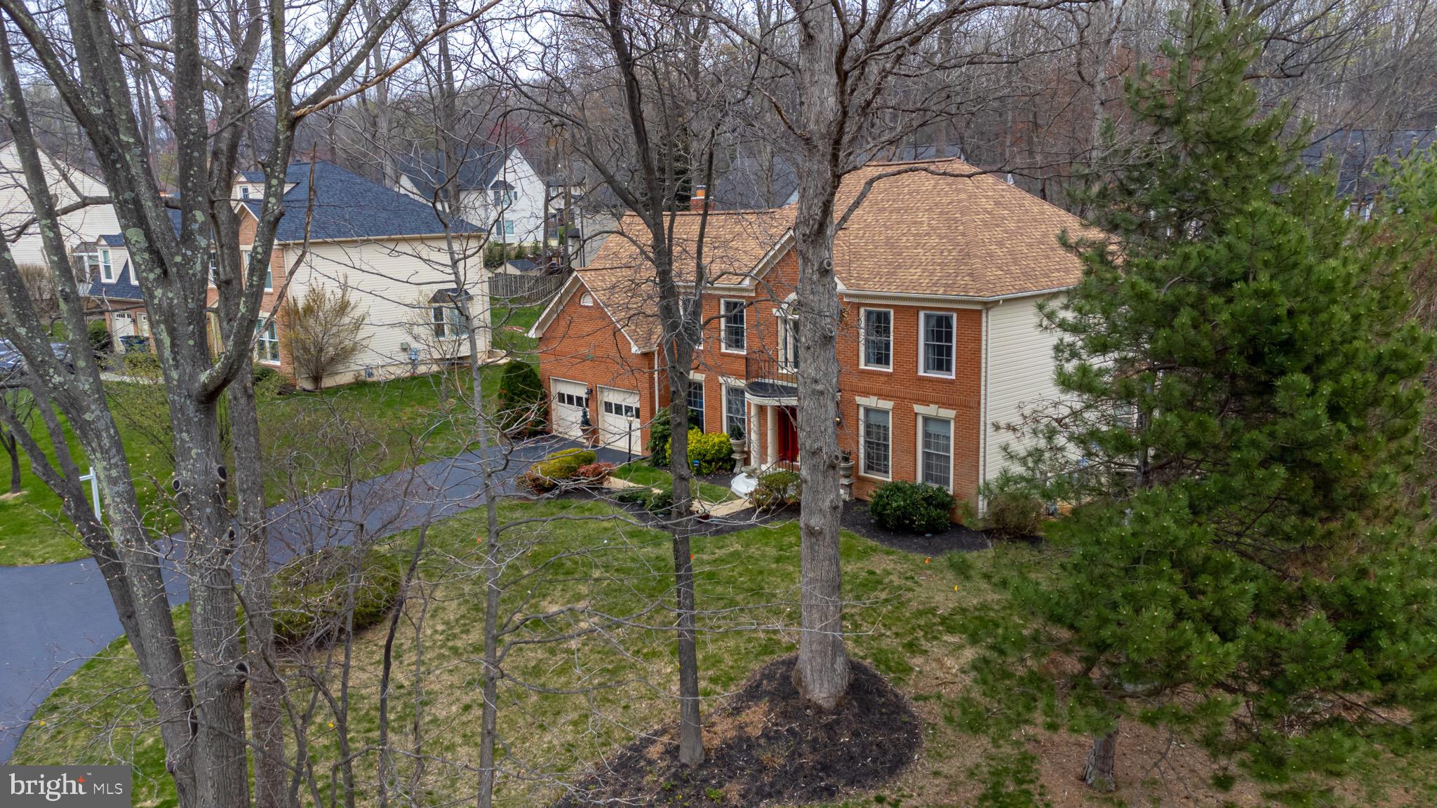 HAMPTON CHASE - Residential