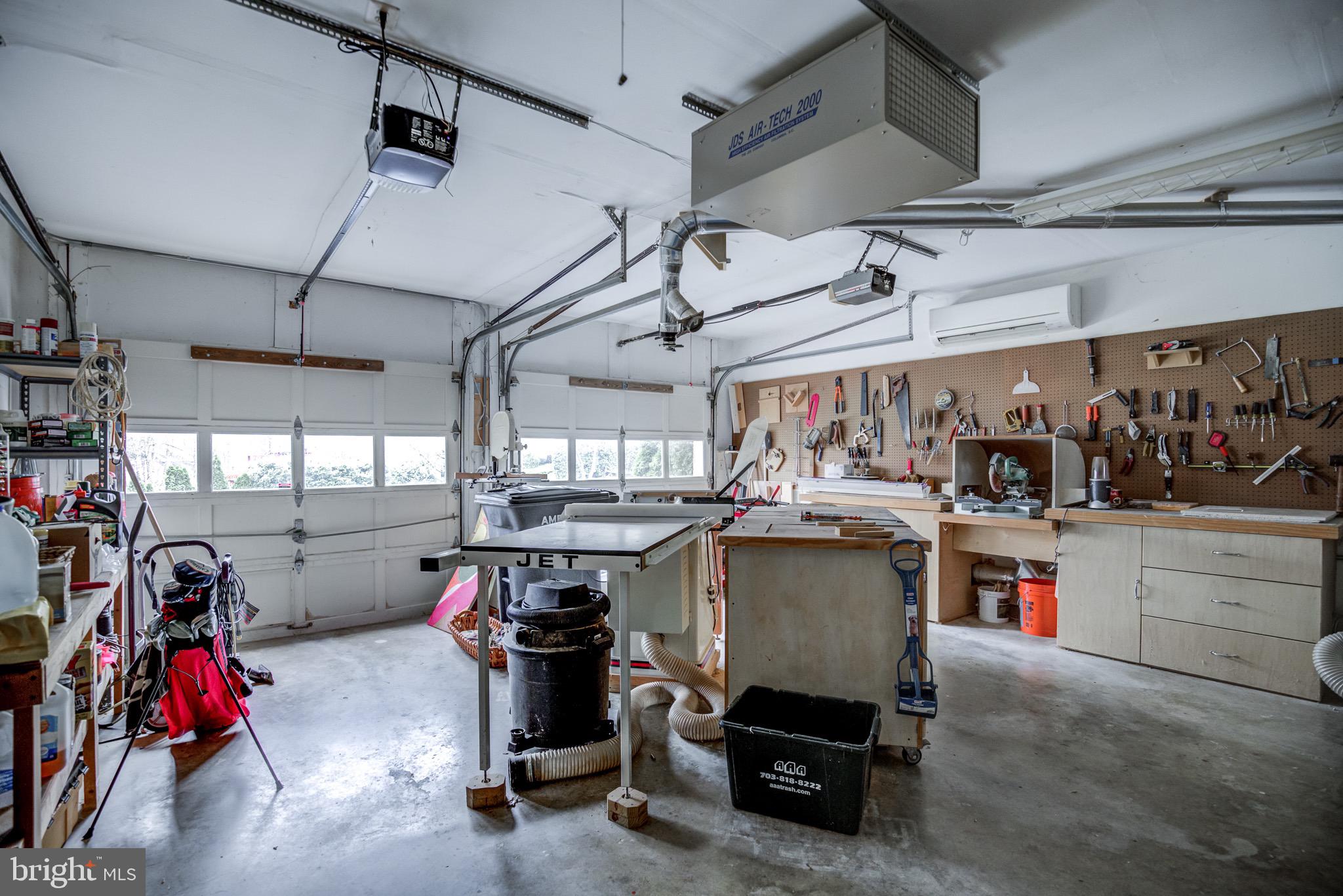 HAMPTON CHASE - Residential