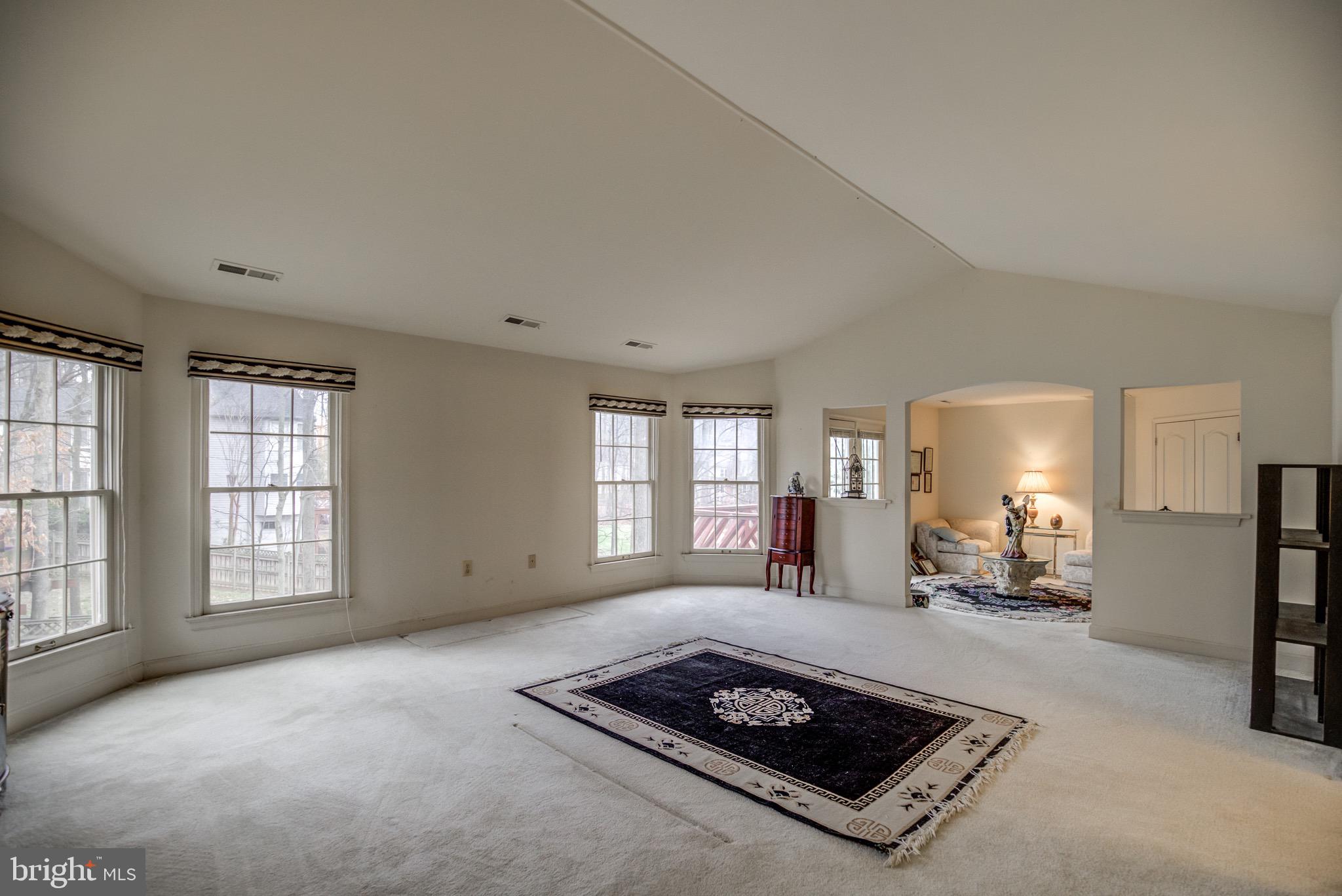 HAMPTON CHASE - Residential