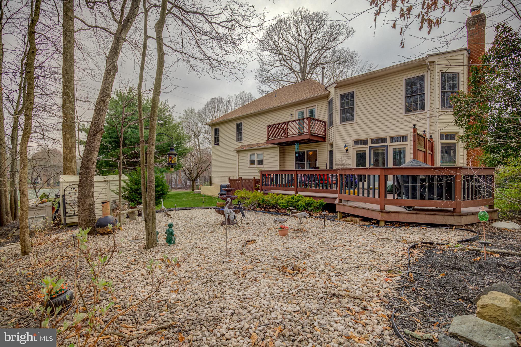 HAMPTON CHASE - Residential