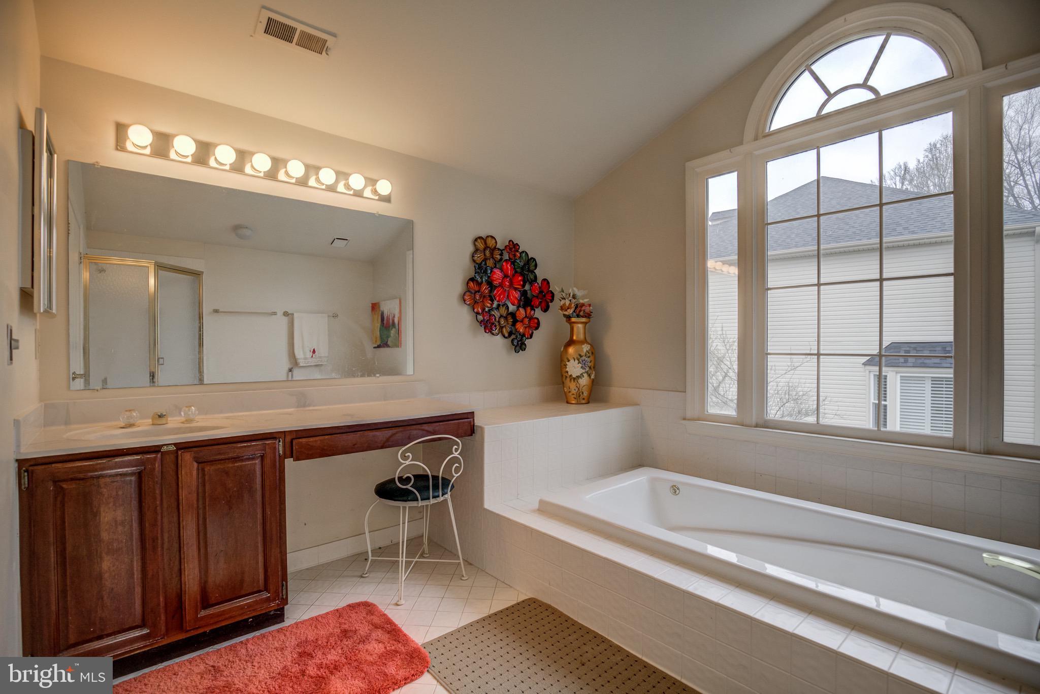 HAMPTON CHASE - Residential