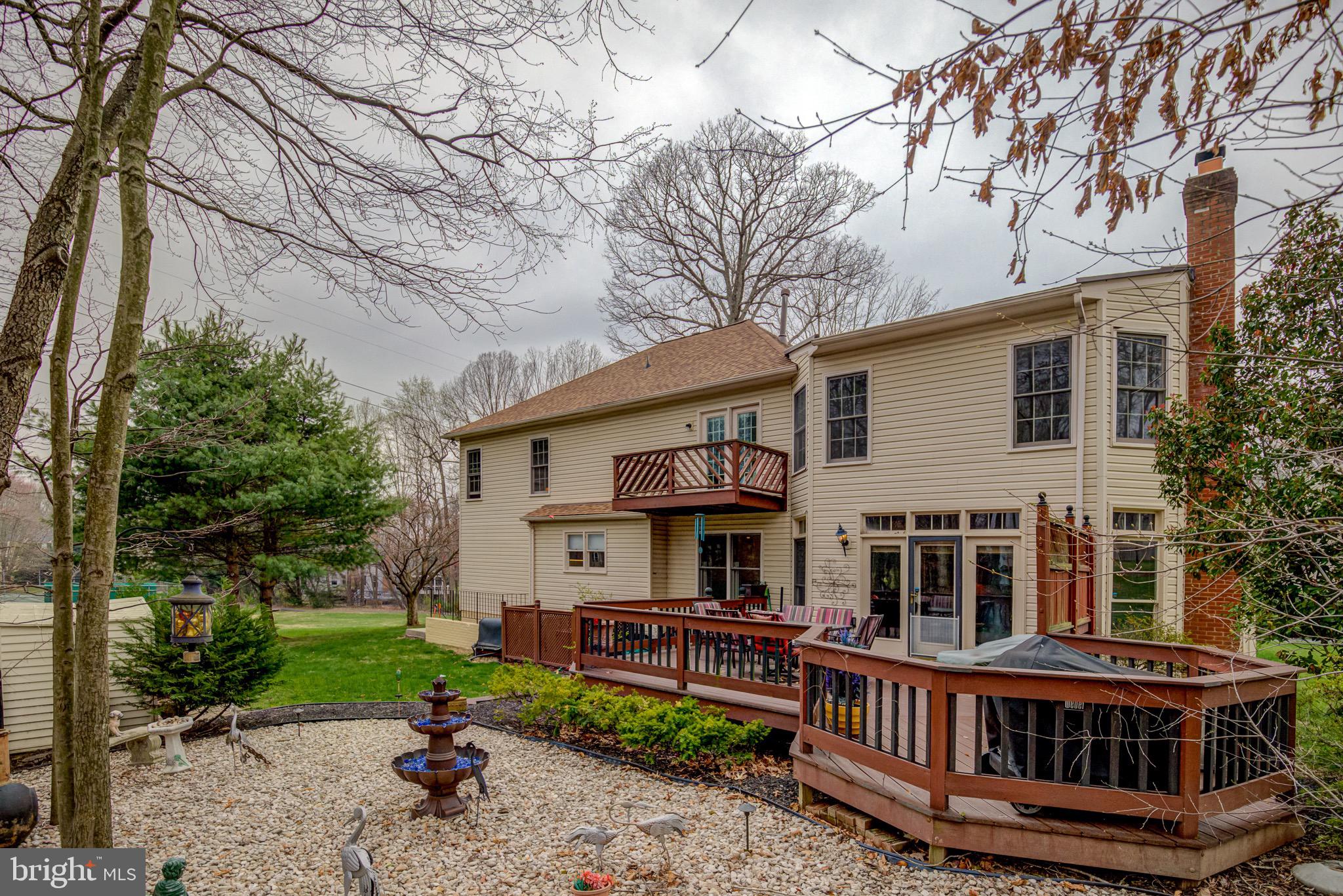 HAMPTON CHASE - Residential