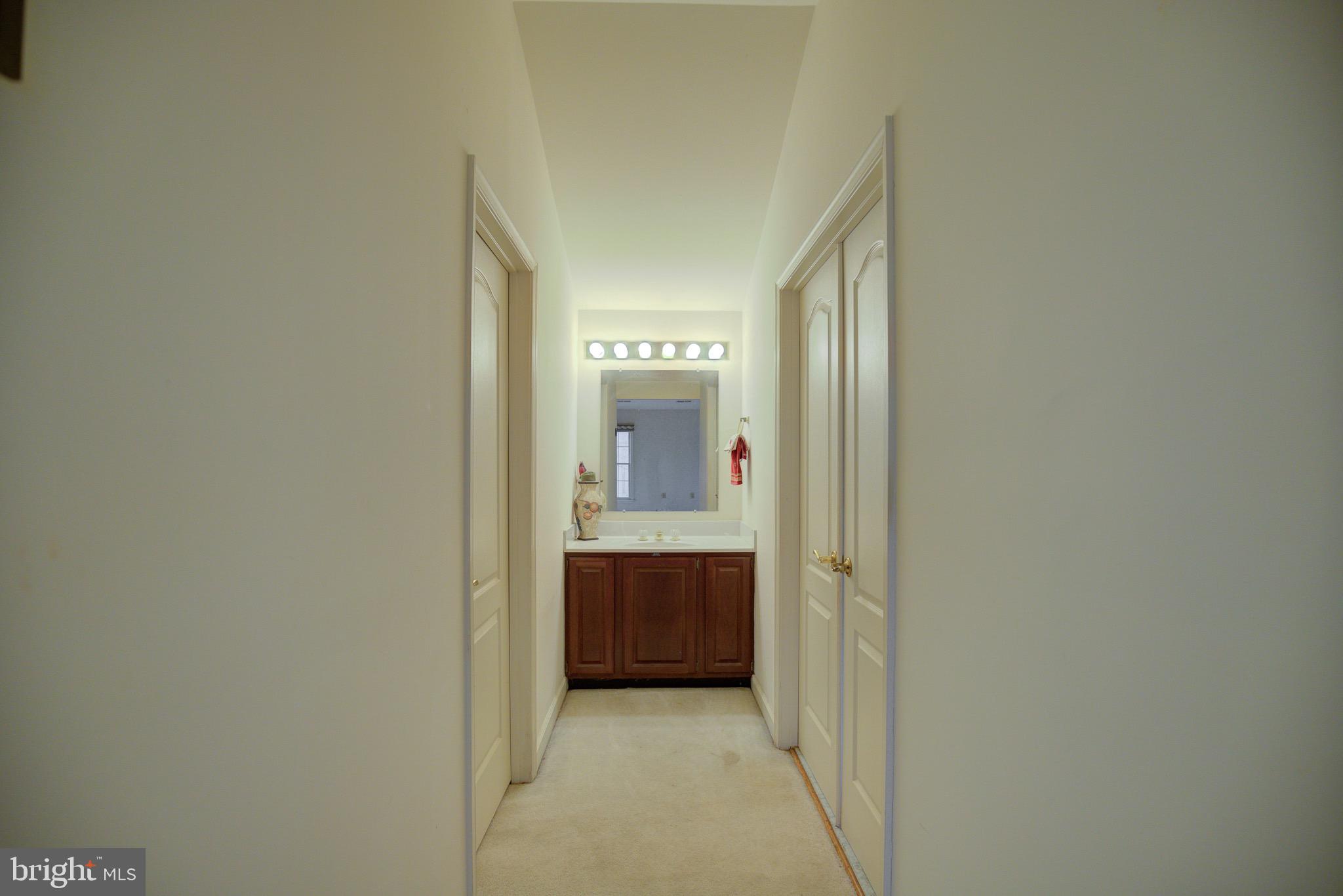 HAMPTON CHASE - Residential