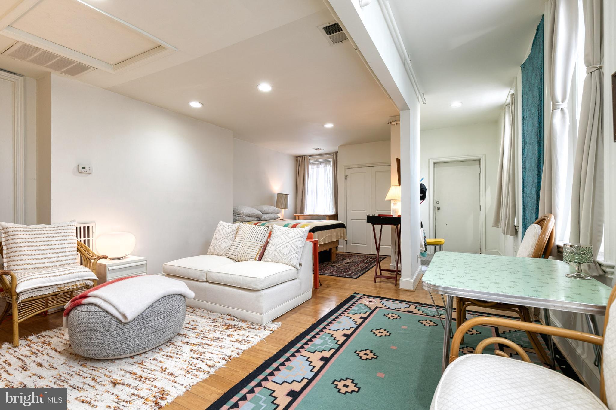 MOUNT VERNON PLACE HISTORIC DISTRICT - Residential