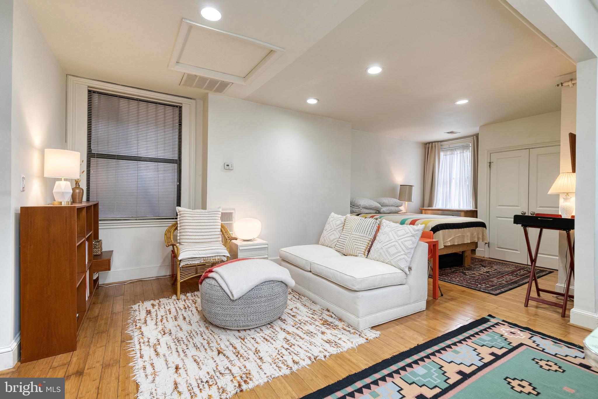 MOUNT VERNON PLACE HISTORIC DISTRICT - Residential