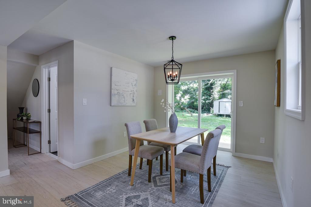 ENGLESIDE VILLAGE - Residential