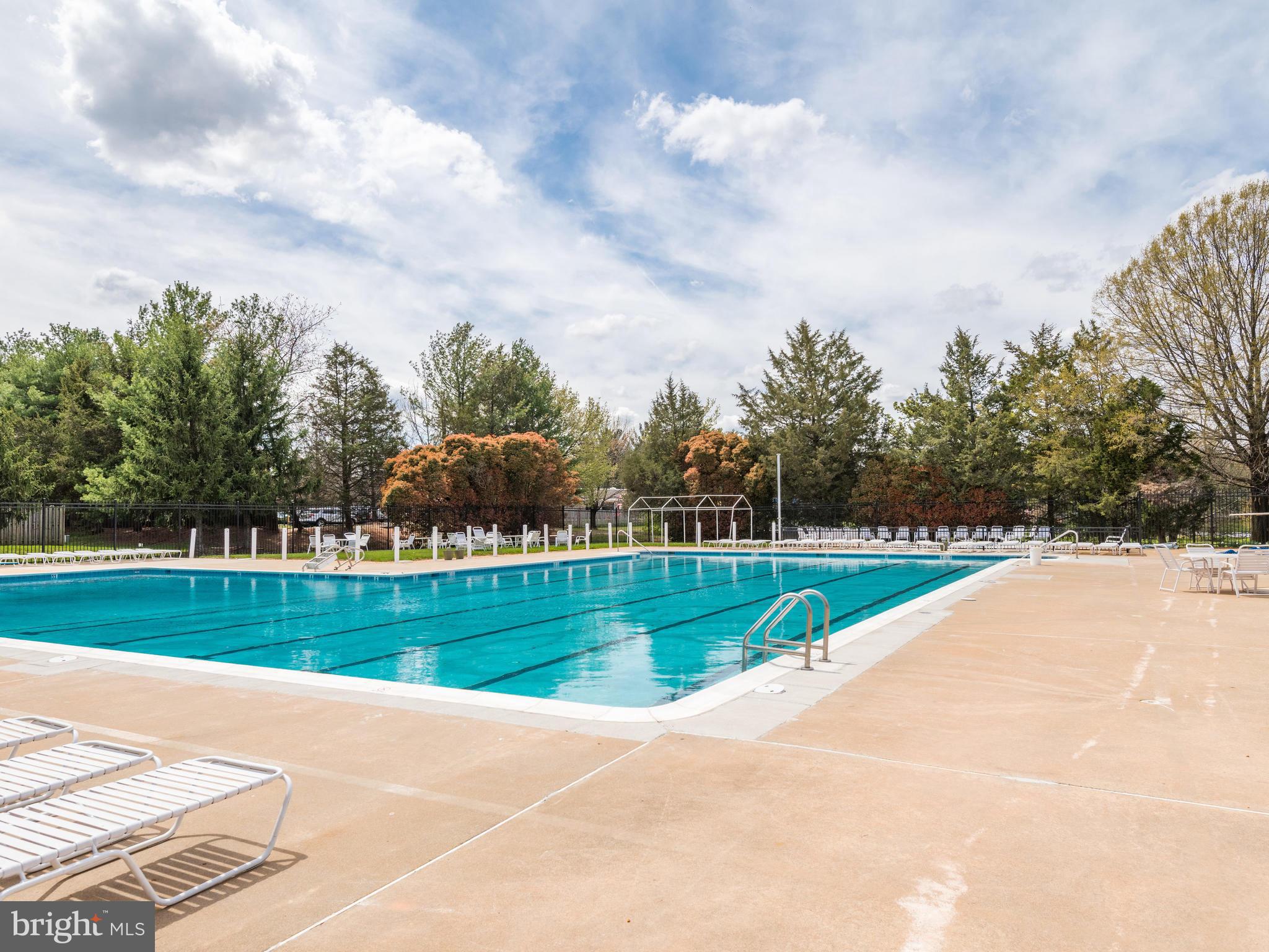 COUNTRYSIDE - Residential