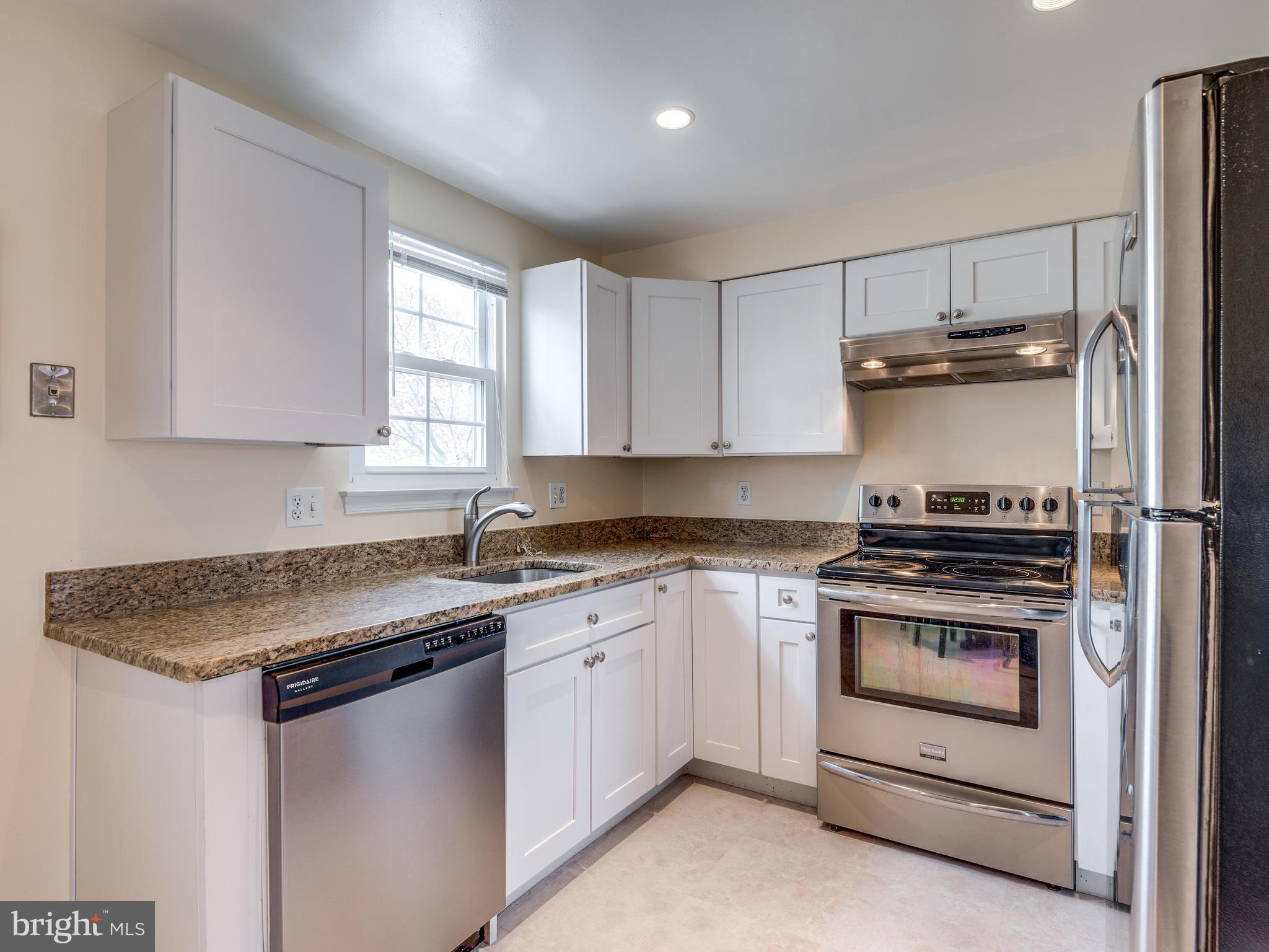 COUNTRYSIDE - Residential