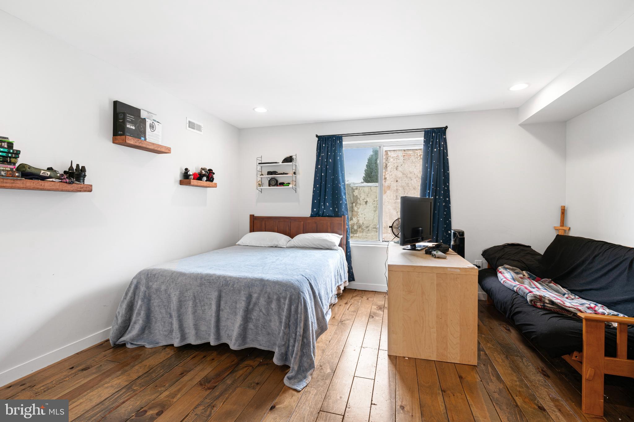 KENSINGTON - Residential