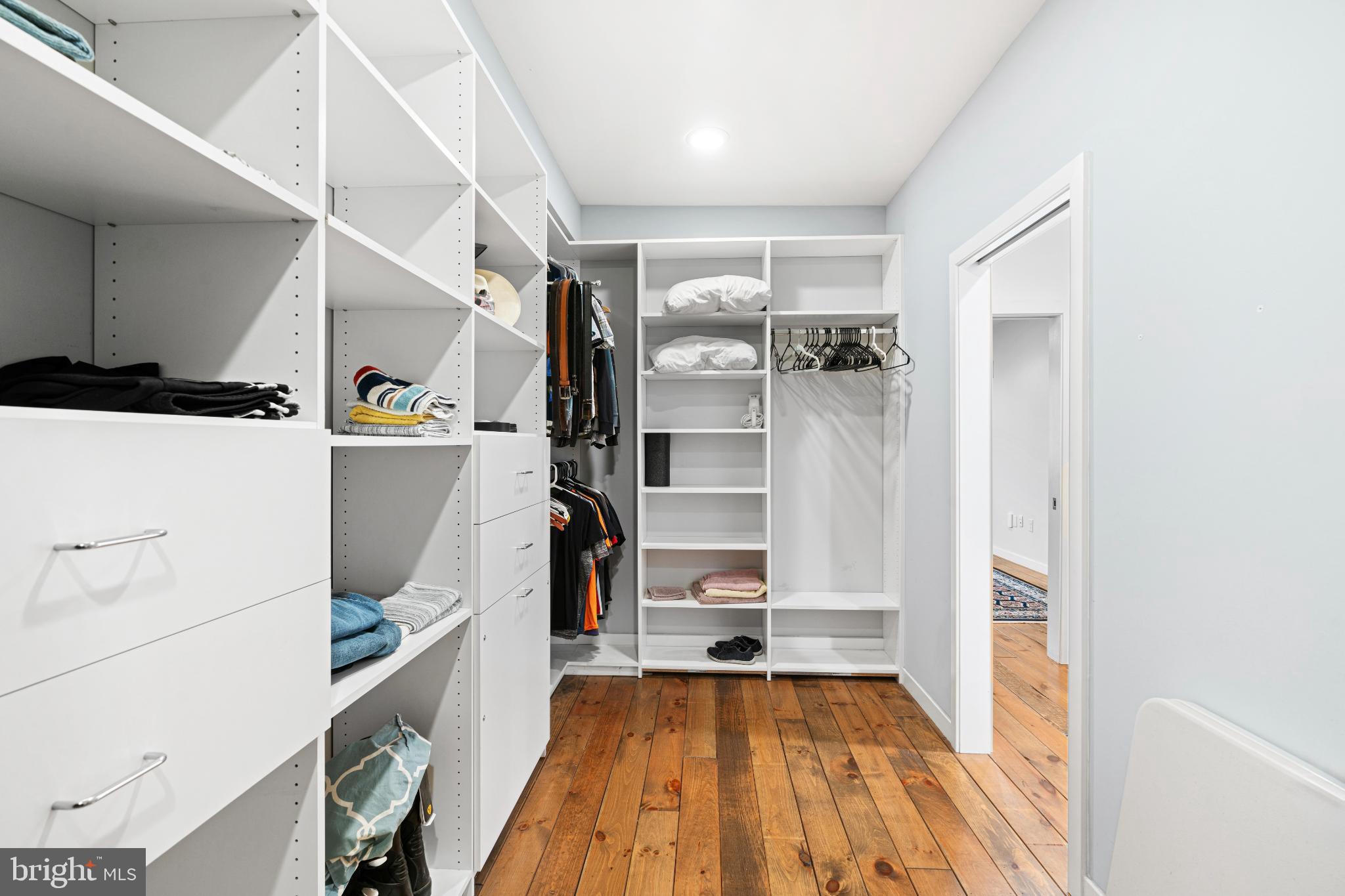 KENSINGTON - Residential