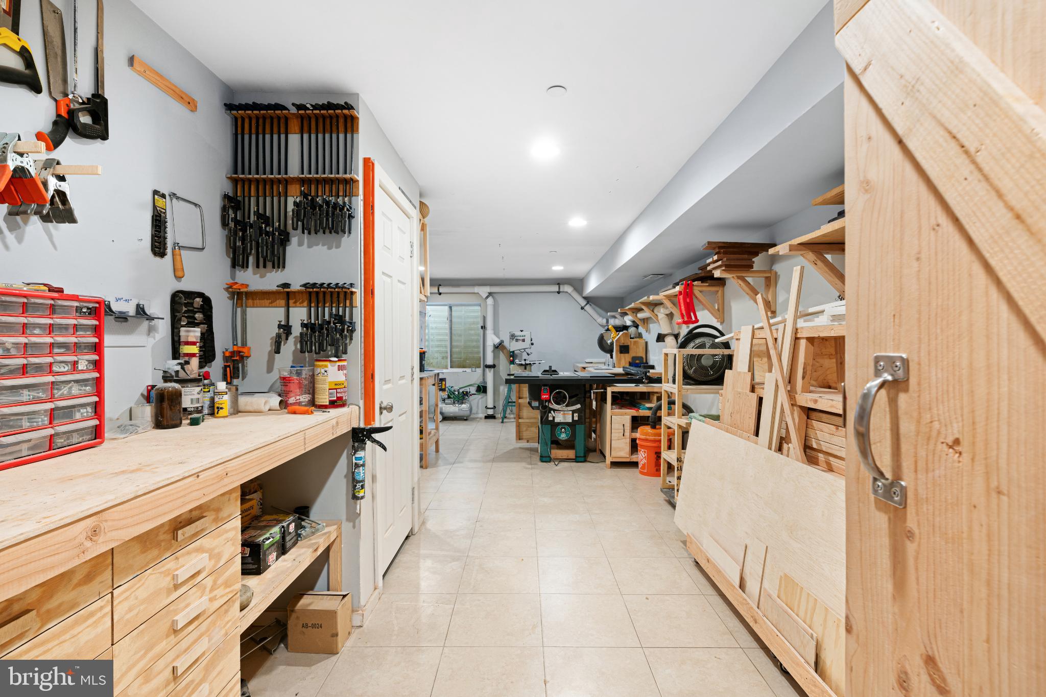 KENSINGTON - Residential