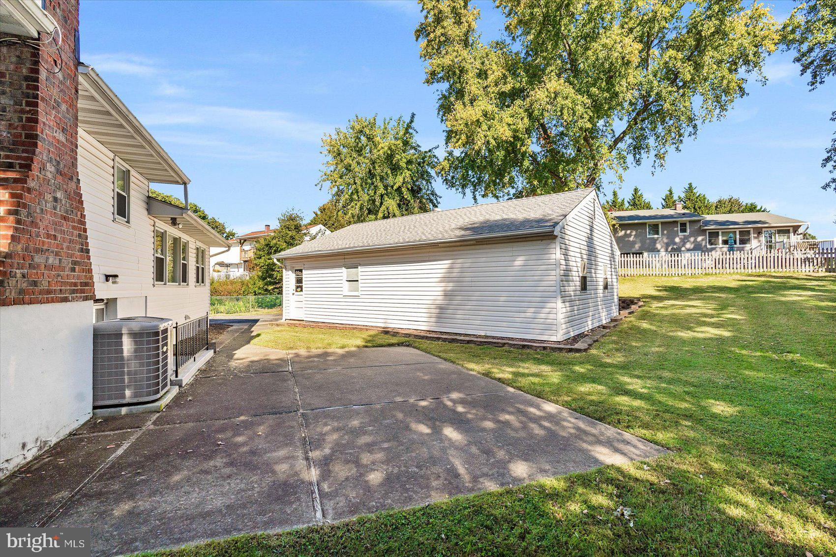 SILVERGATE VILLAGE - Residential