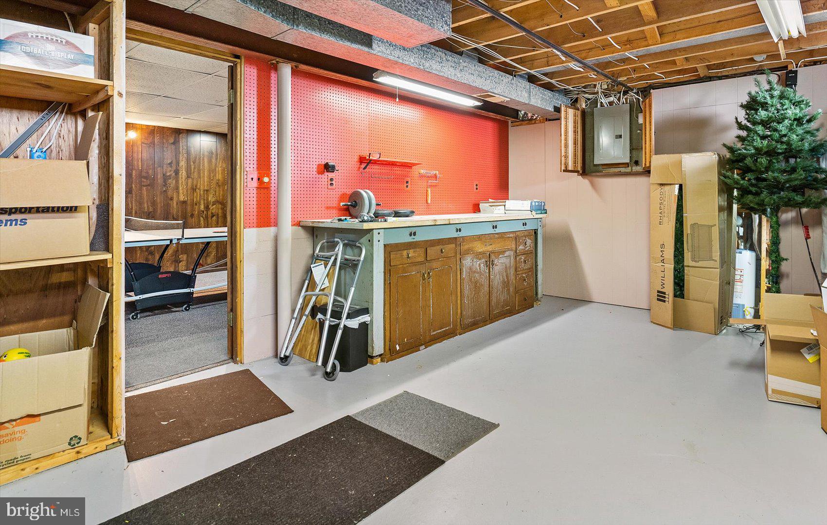 SILVERGATE VILLAGE - Residential