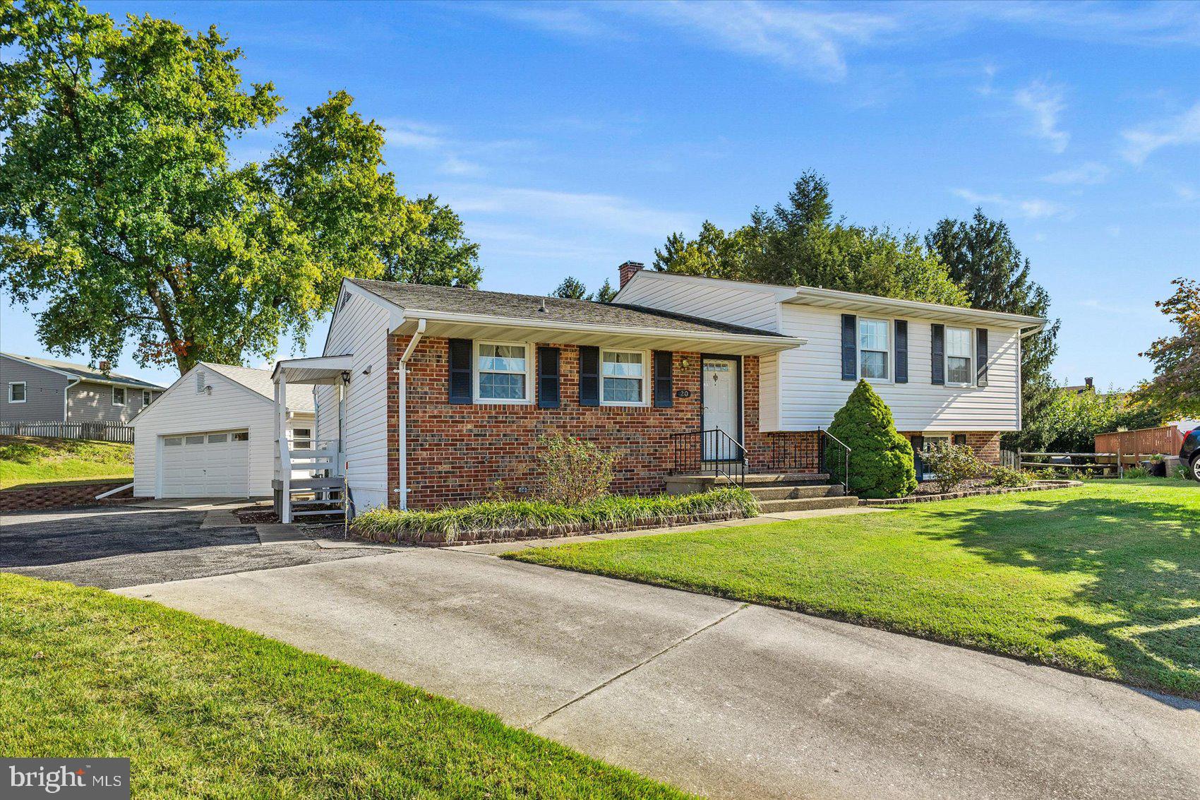 SILVERGATE VILLAGE - Residential