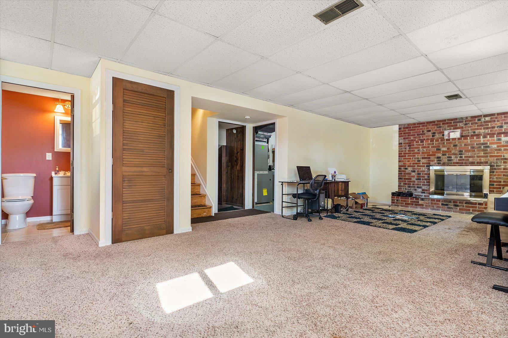 SILVERGATE VILLAGE - Residential