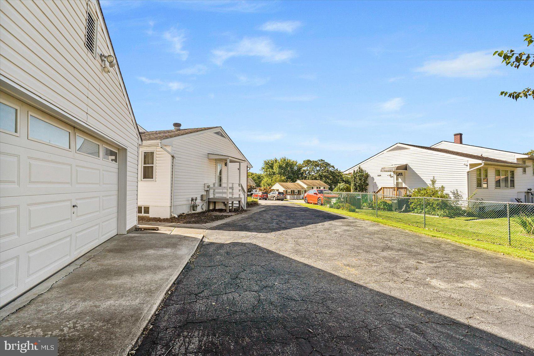 SILVERGATE VILLAGE - Residential