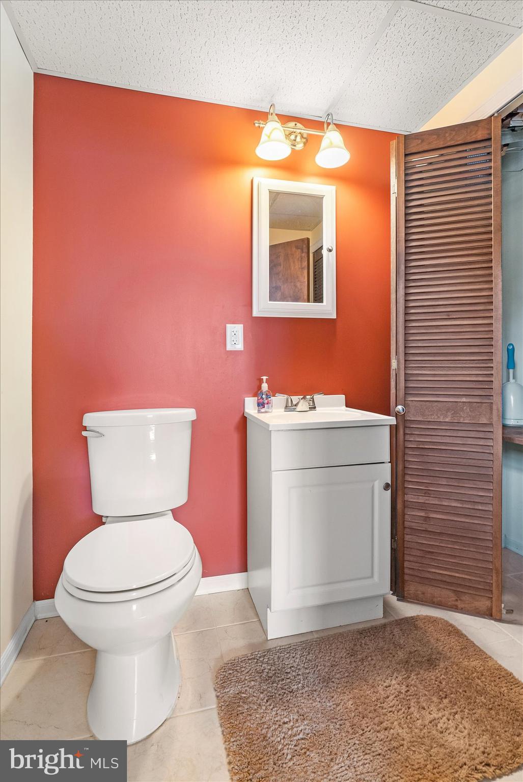 SILVERGATE VILLAGE - Residential