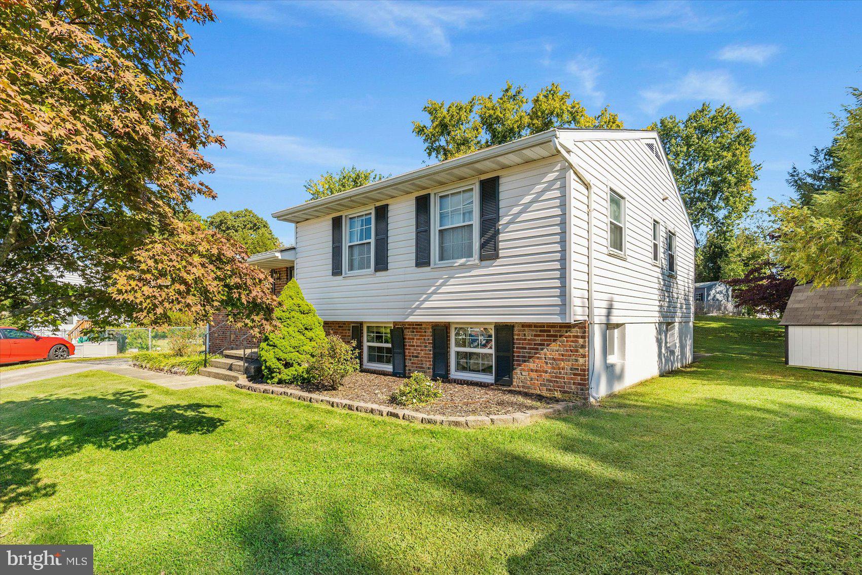 SILVERGATE VILLAGE - Residential