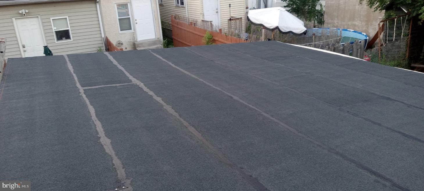 BROWNTOWN - Commercial Sale