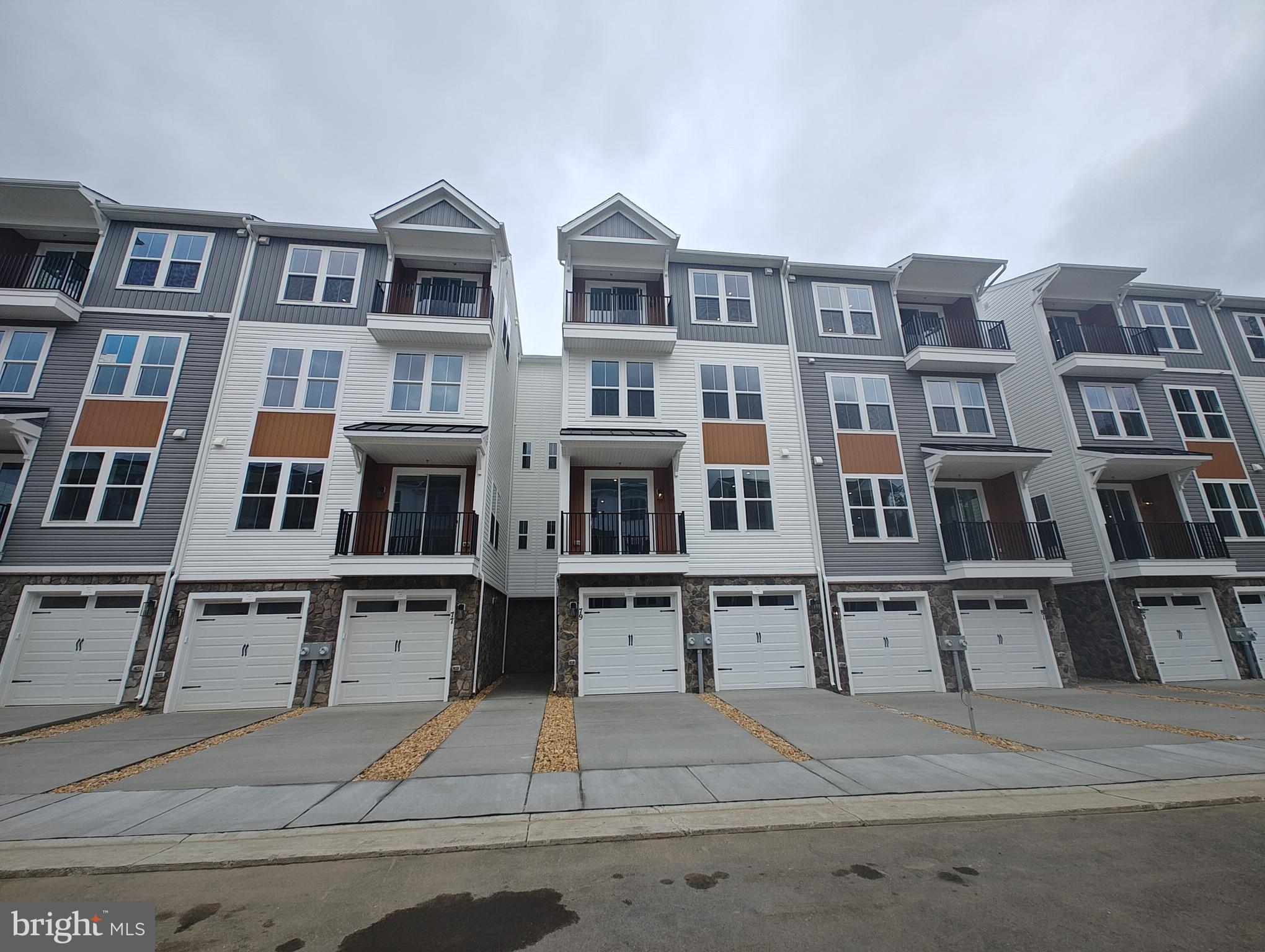 EMBREY MILL - Residential