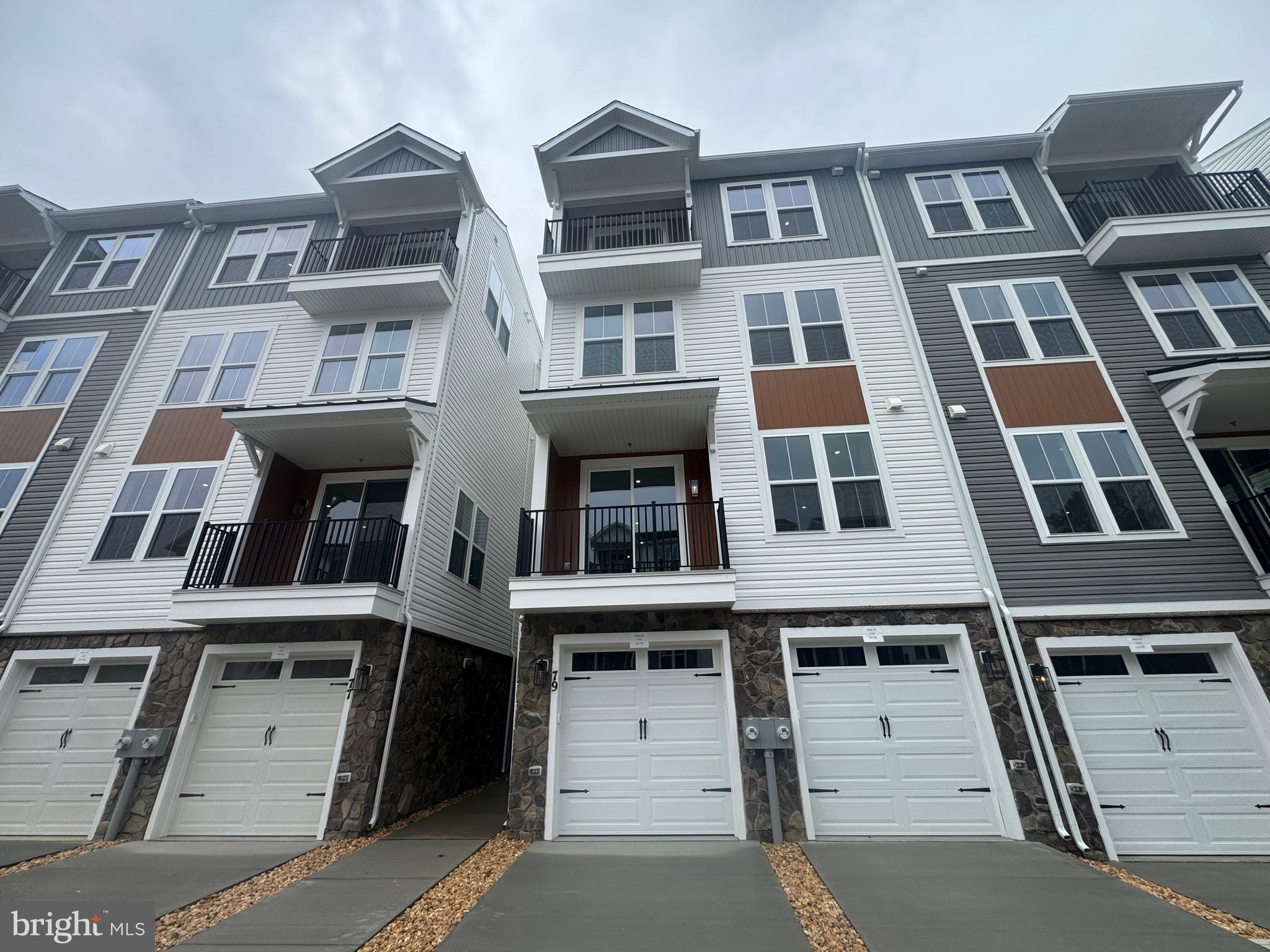EMBREY MILL - Residential