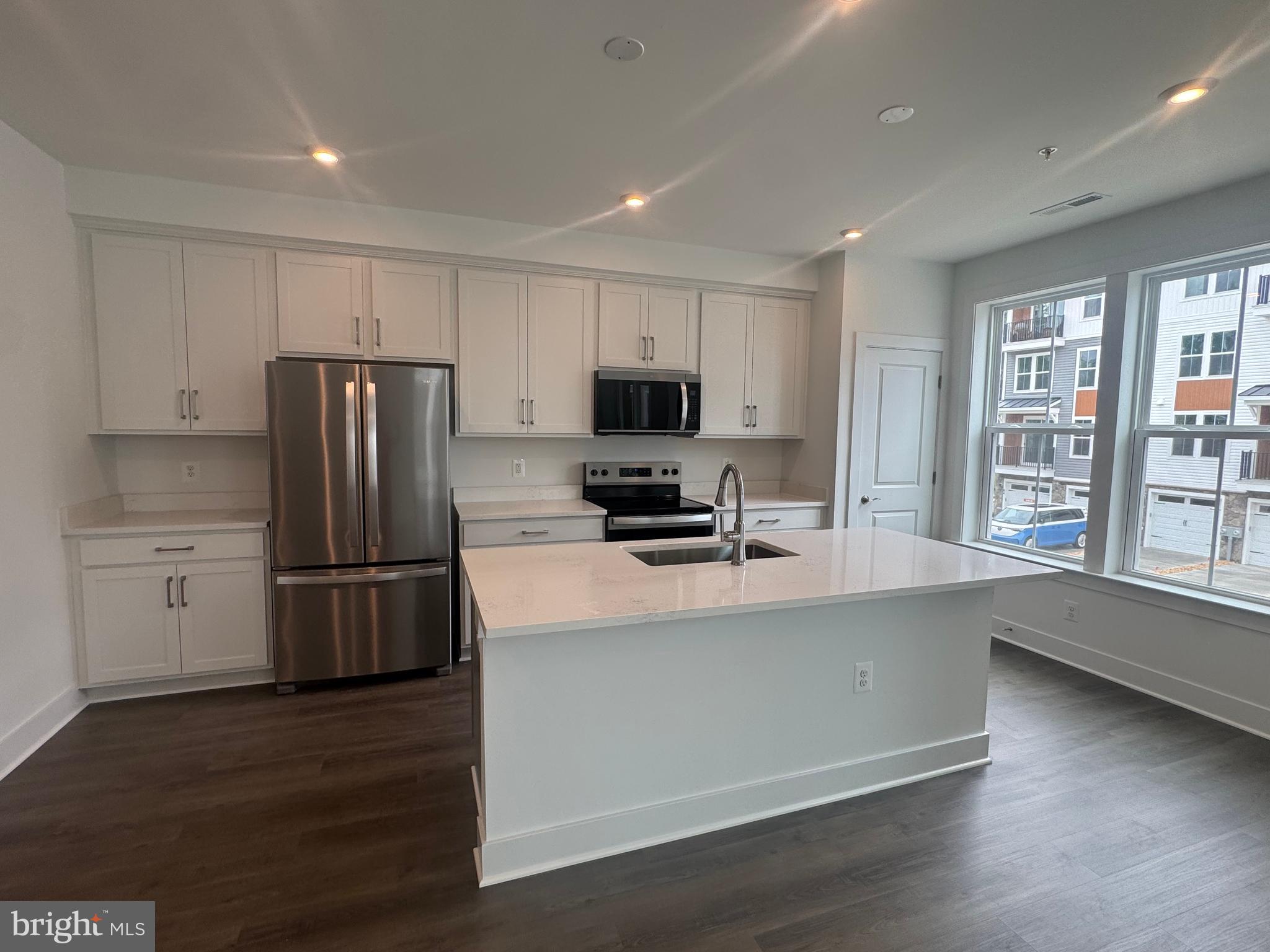 EMBREY MILL - Residential