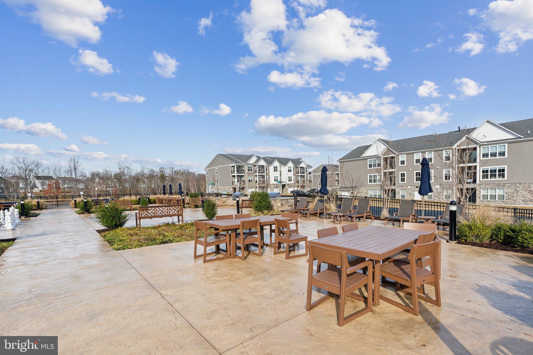 EMBREY MILL - Residential