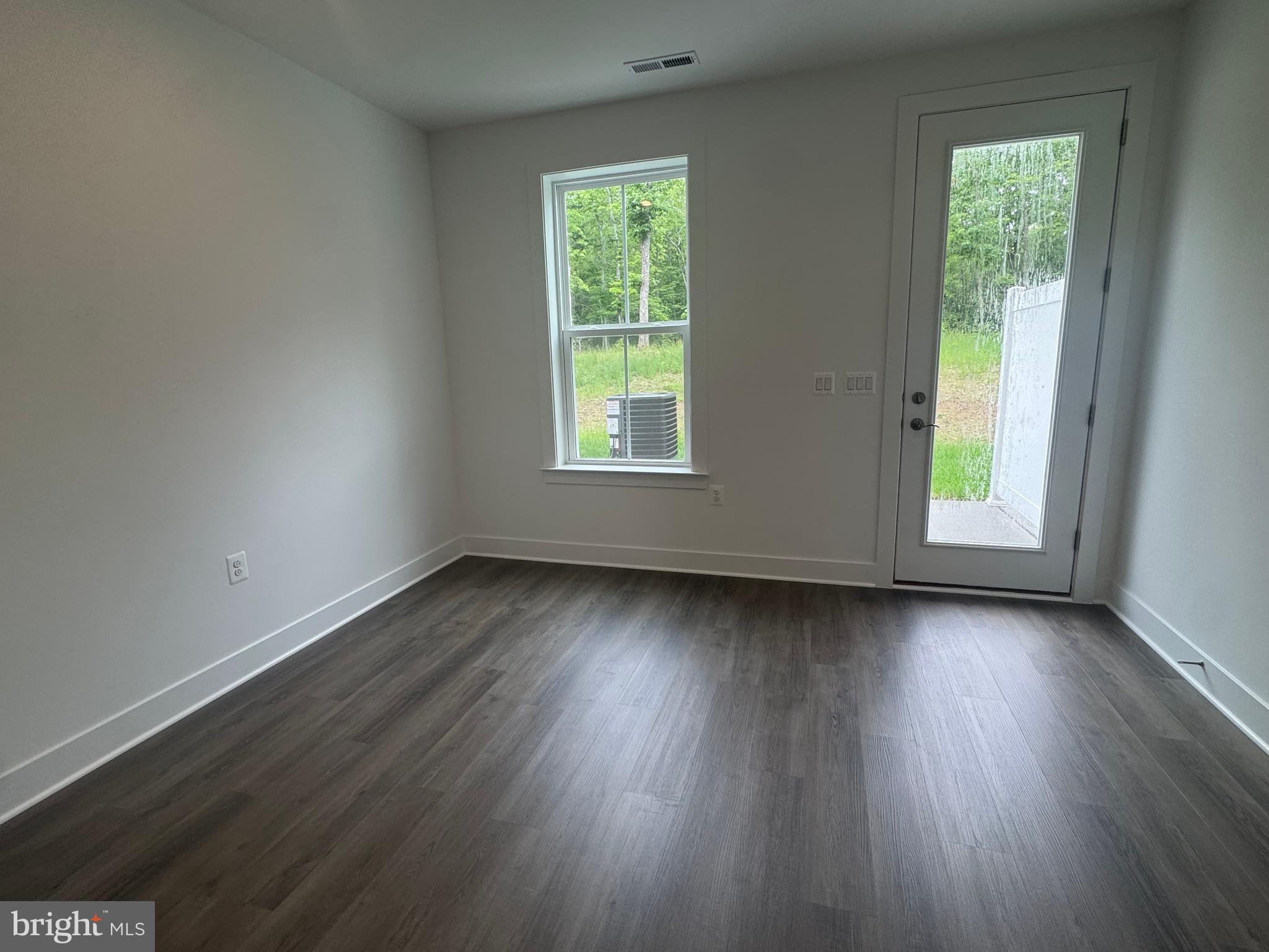 EMBREY MILL - Residential