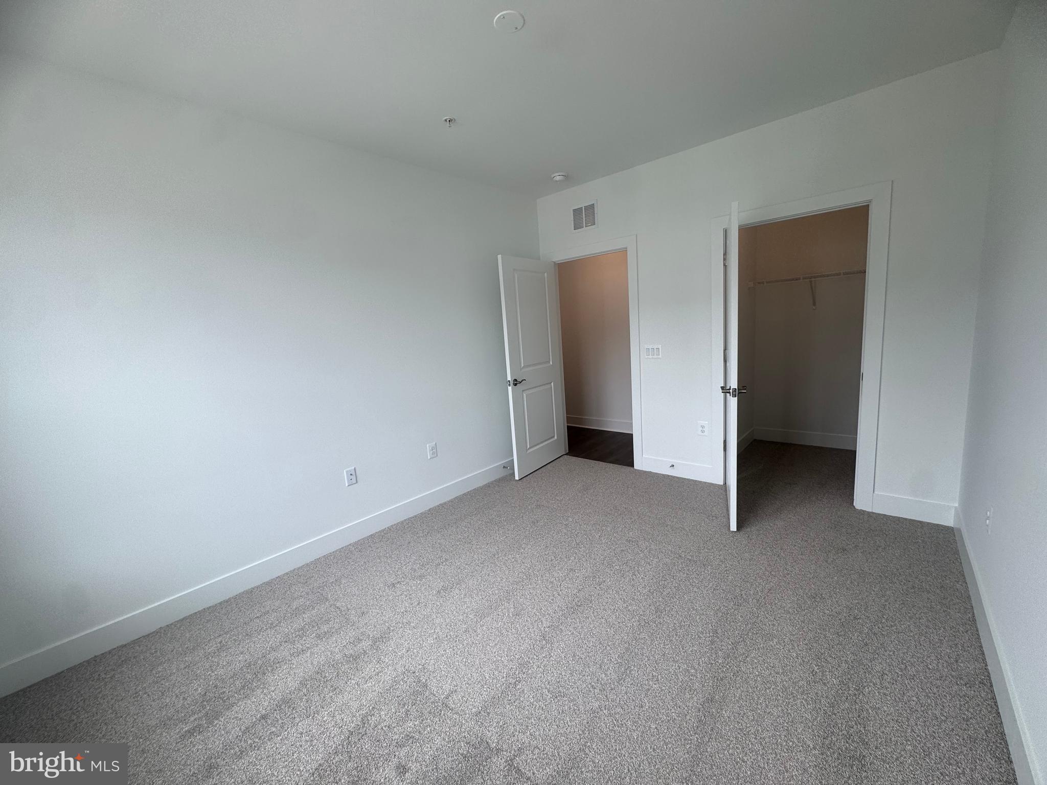 EMBREY MILL - Residential