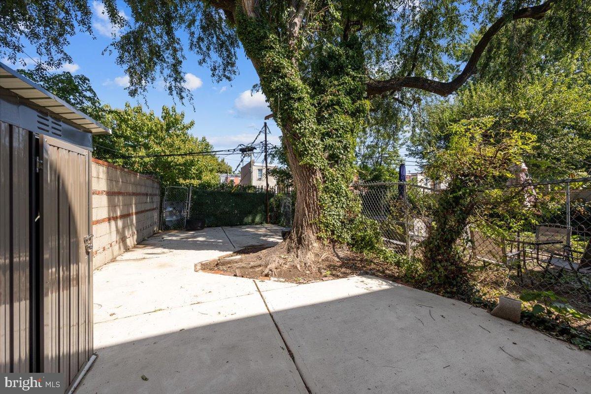 WEST PHILADELPHIA - Residential