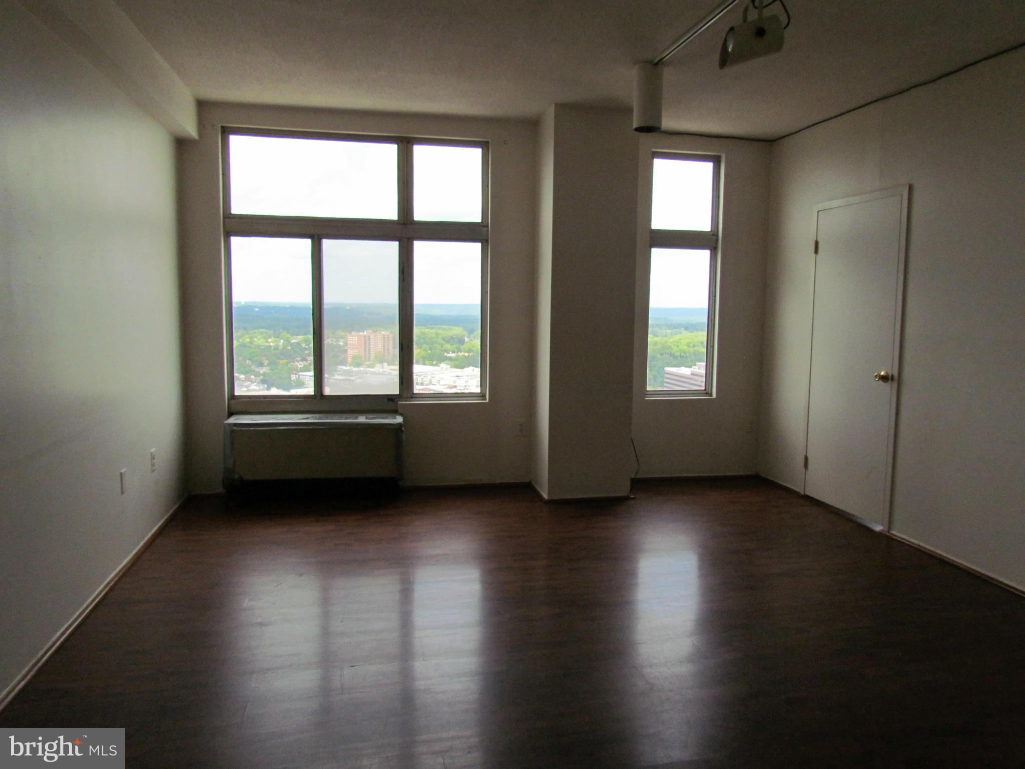 PENTHOUSE - Residential