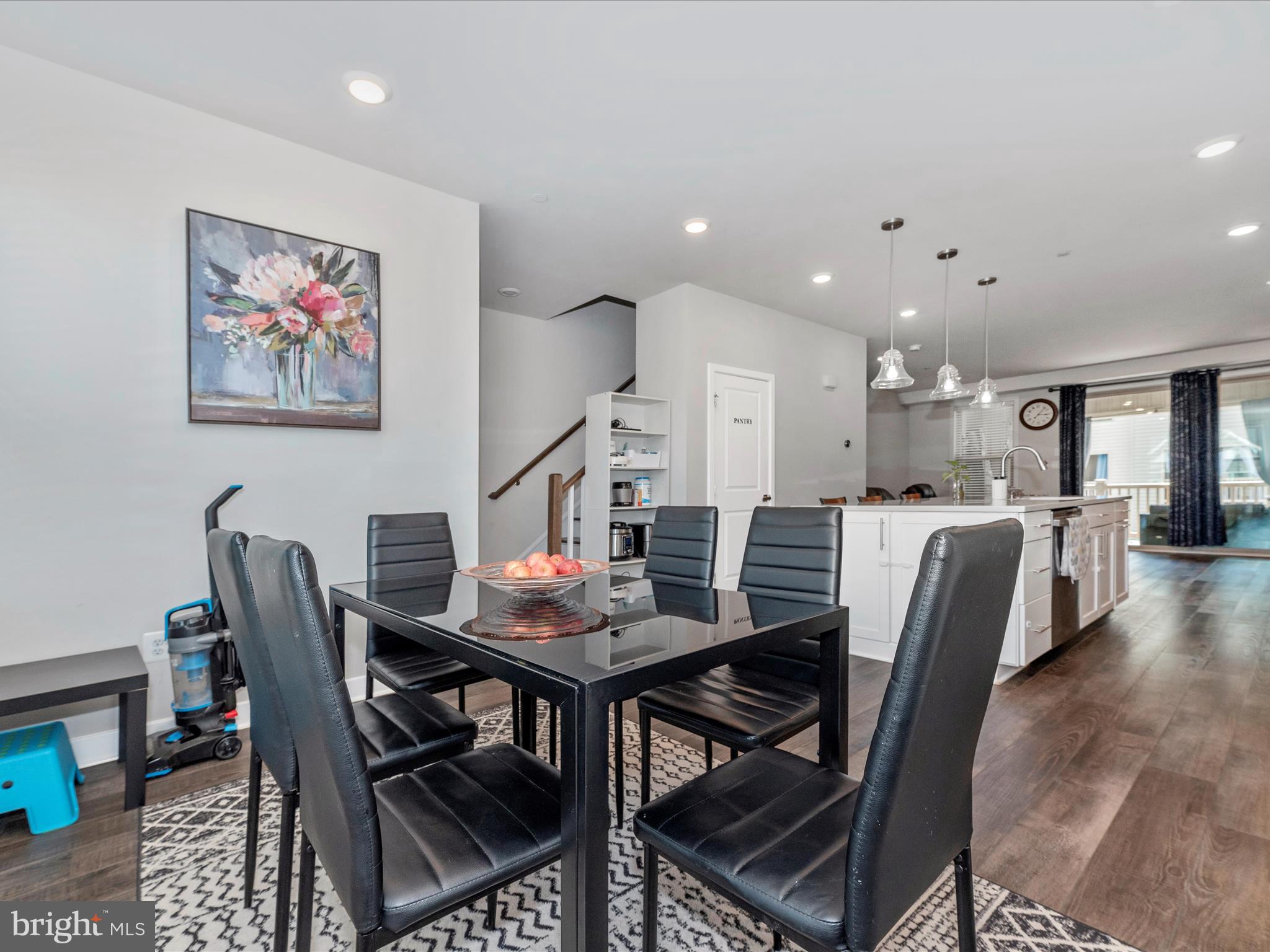 LANDSDALE - Residential Lease